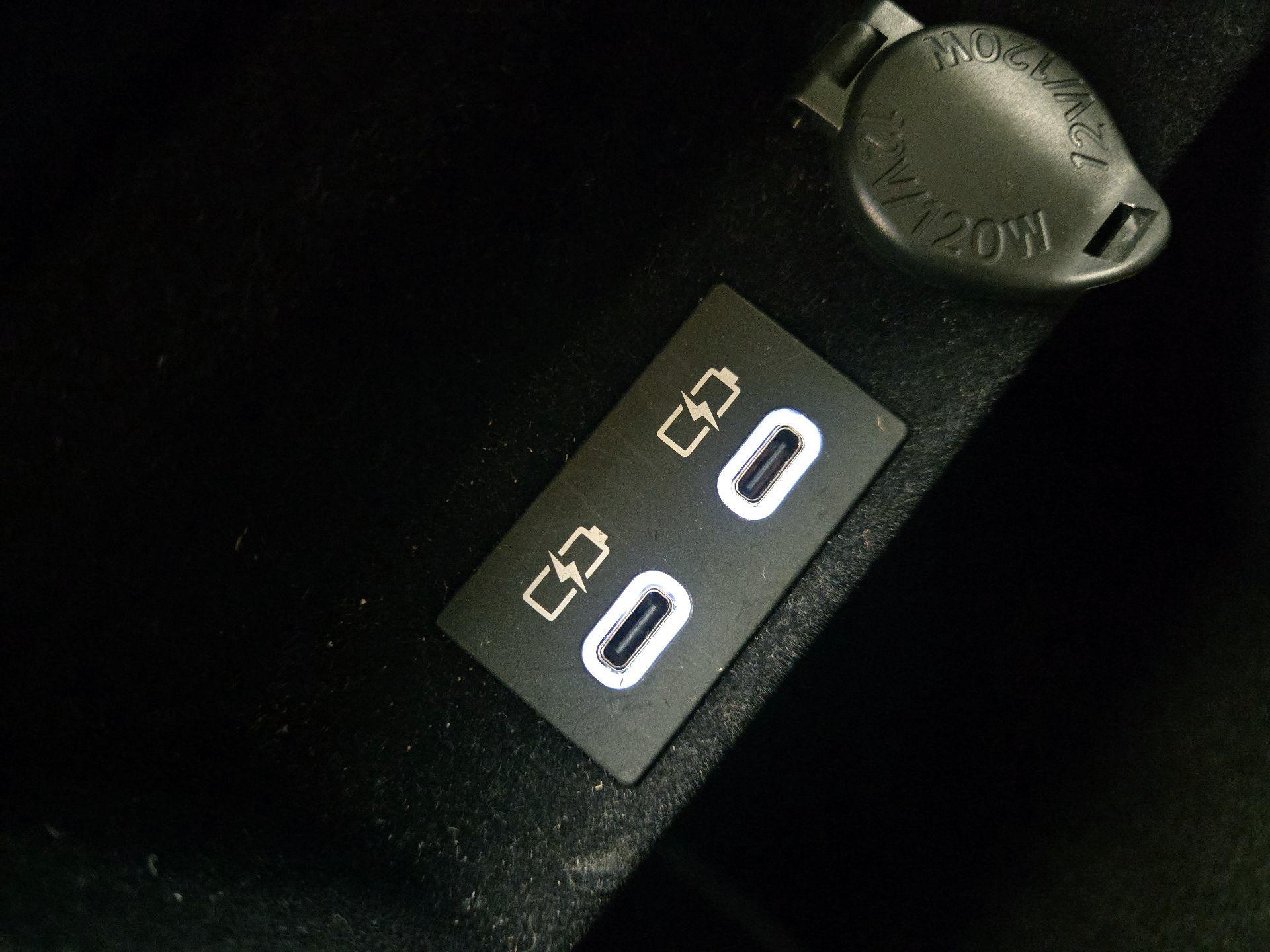 Thumbnail: 2024 Lexus ES - 18