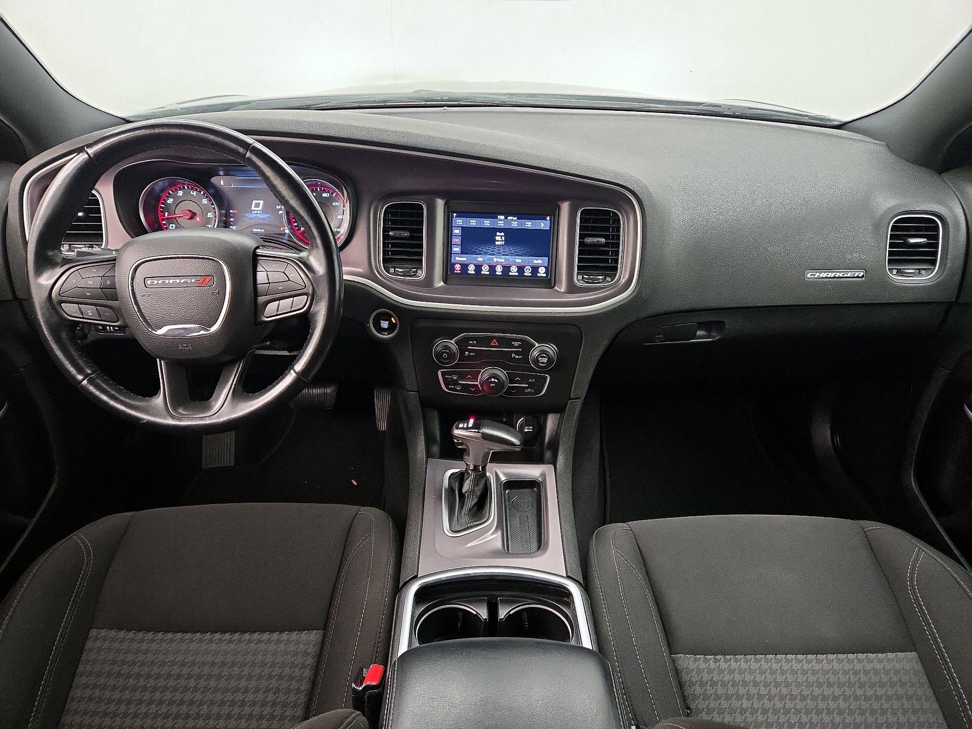 Thumbnail: 2022 Dodge Charger - 9