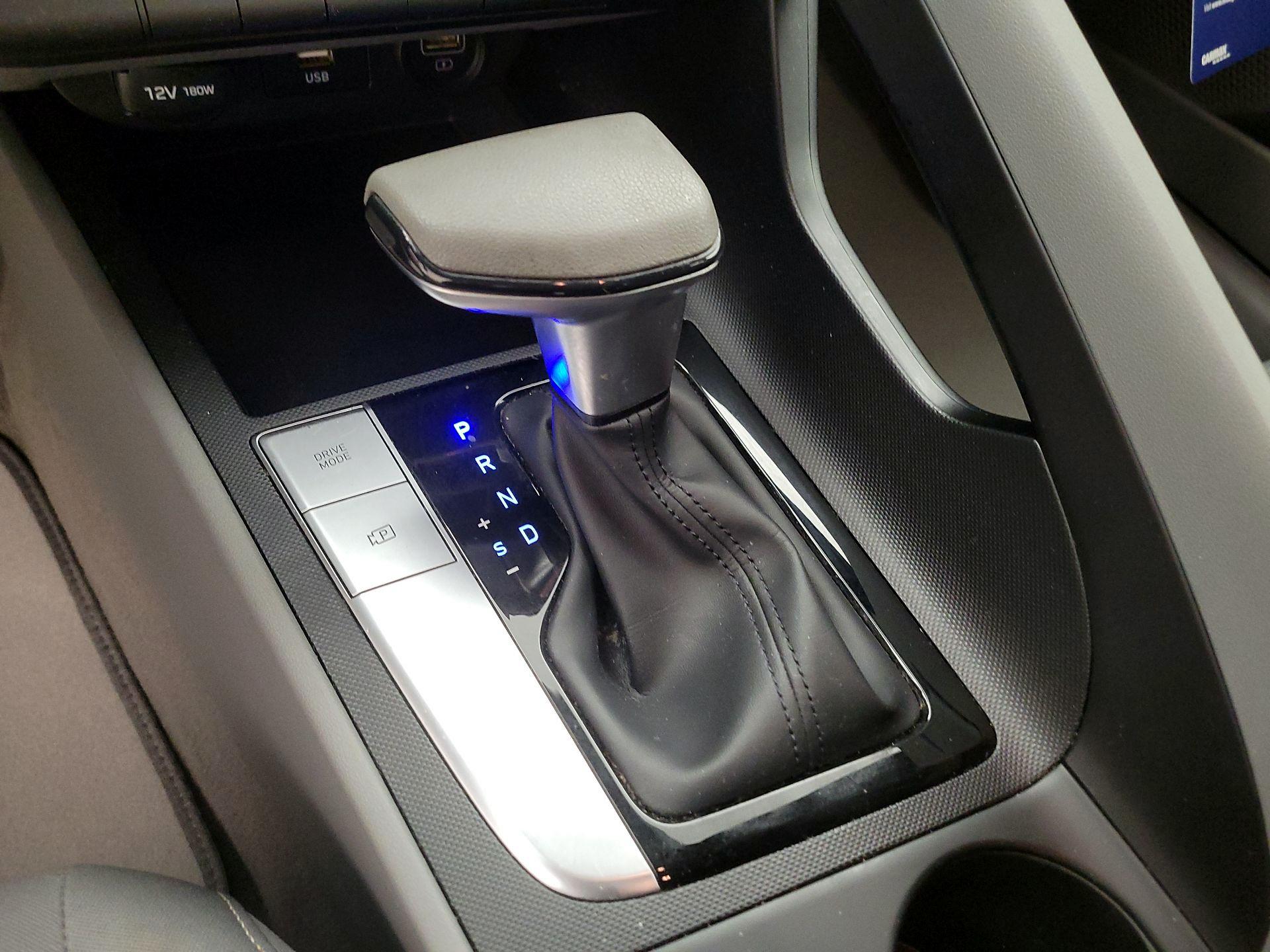 Thumbnail: 2023 Hyundai Elantra - 17