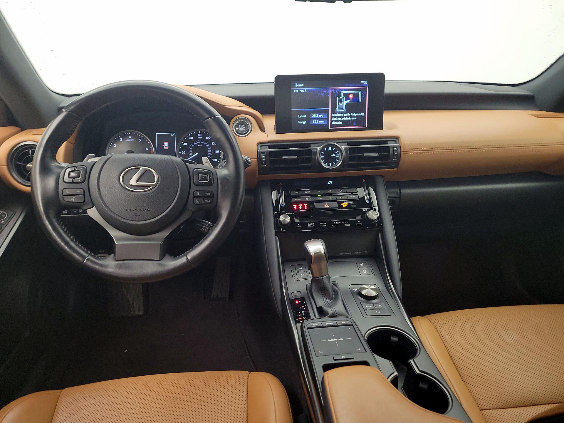 Thumbnail: 2023 Lexus IS - 9