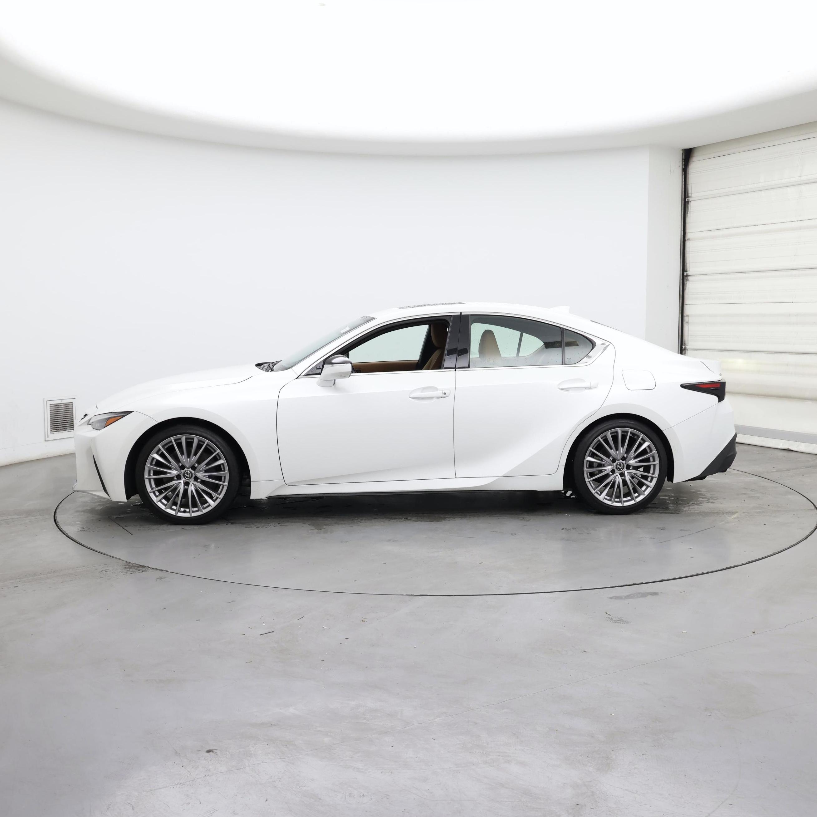 Thumbnail: 2023 Lexus IS - 3