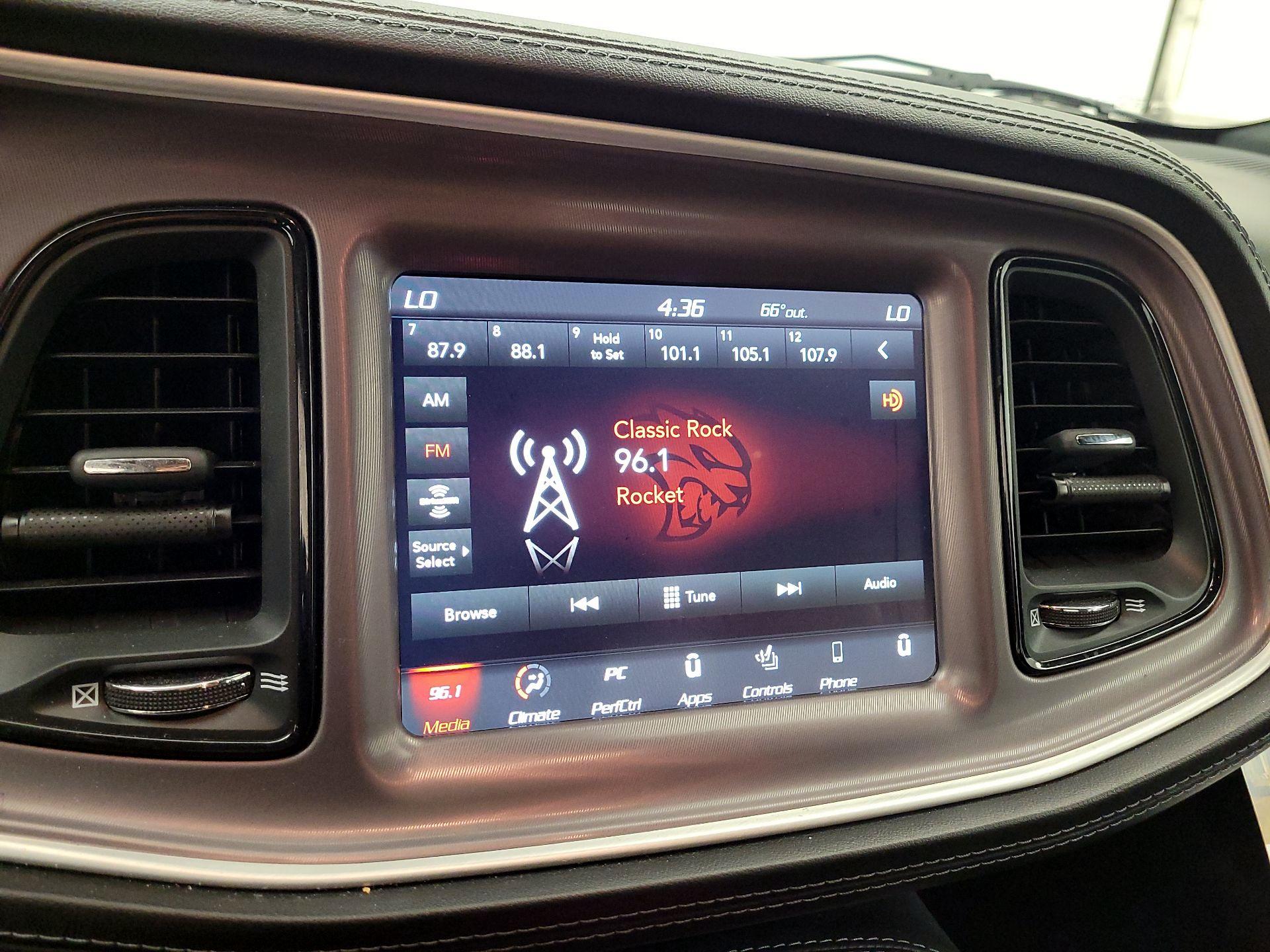 Thumbnail: 2022 Dodge Challenger - 13