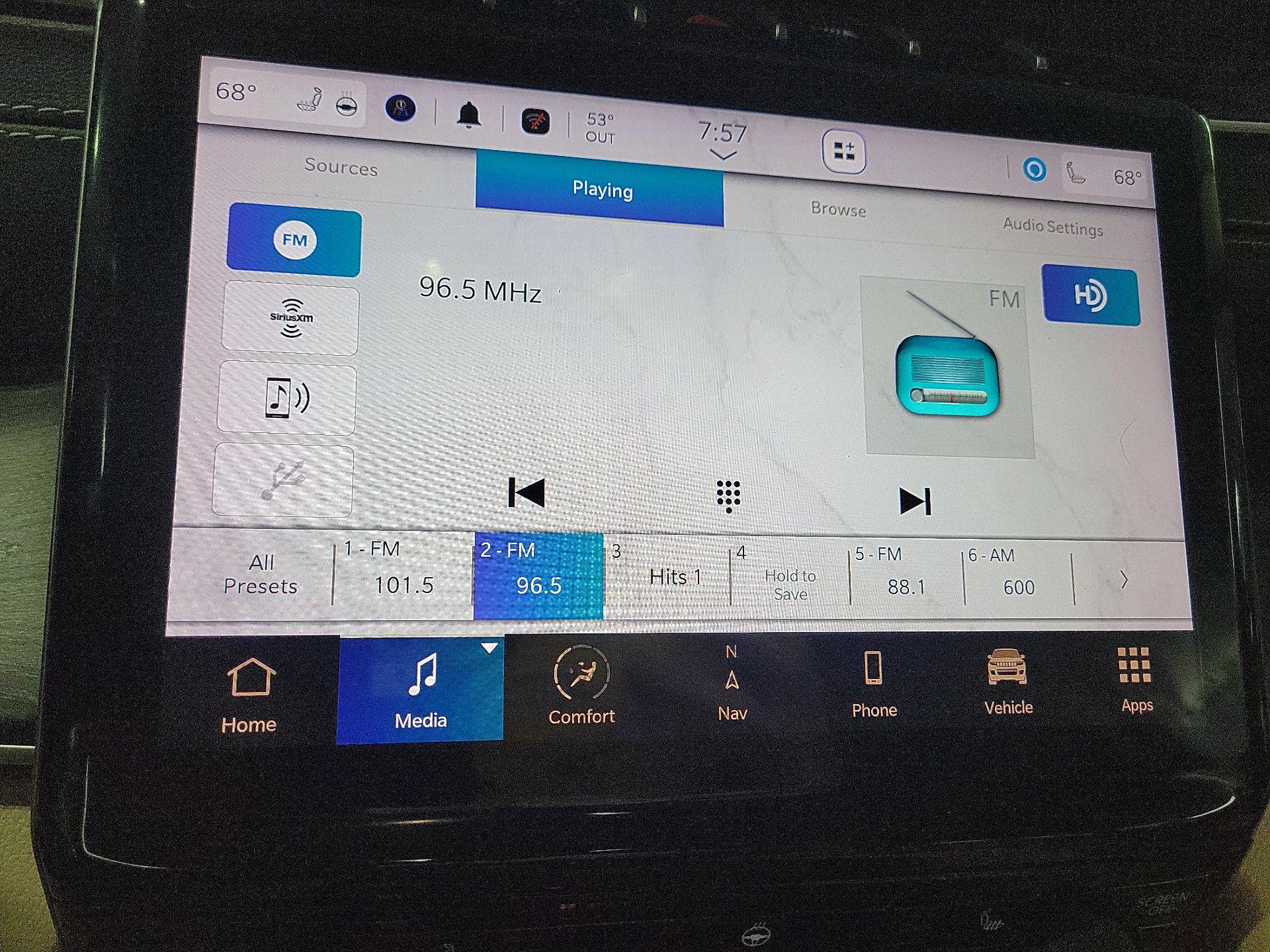 Thumbnail: 2022 Jeep Grand Cherokee - 13