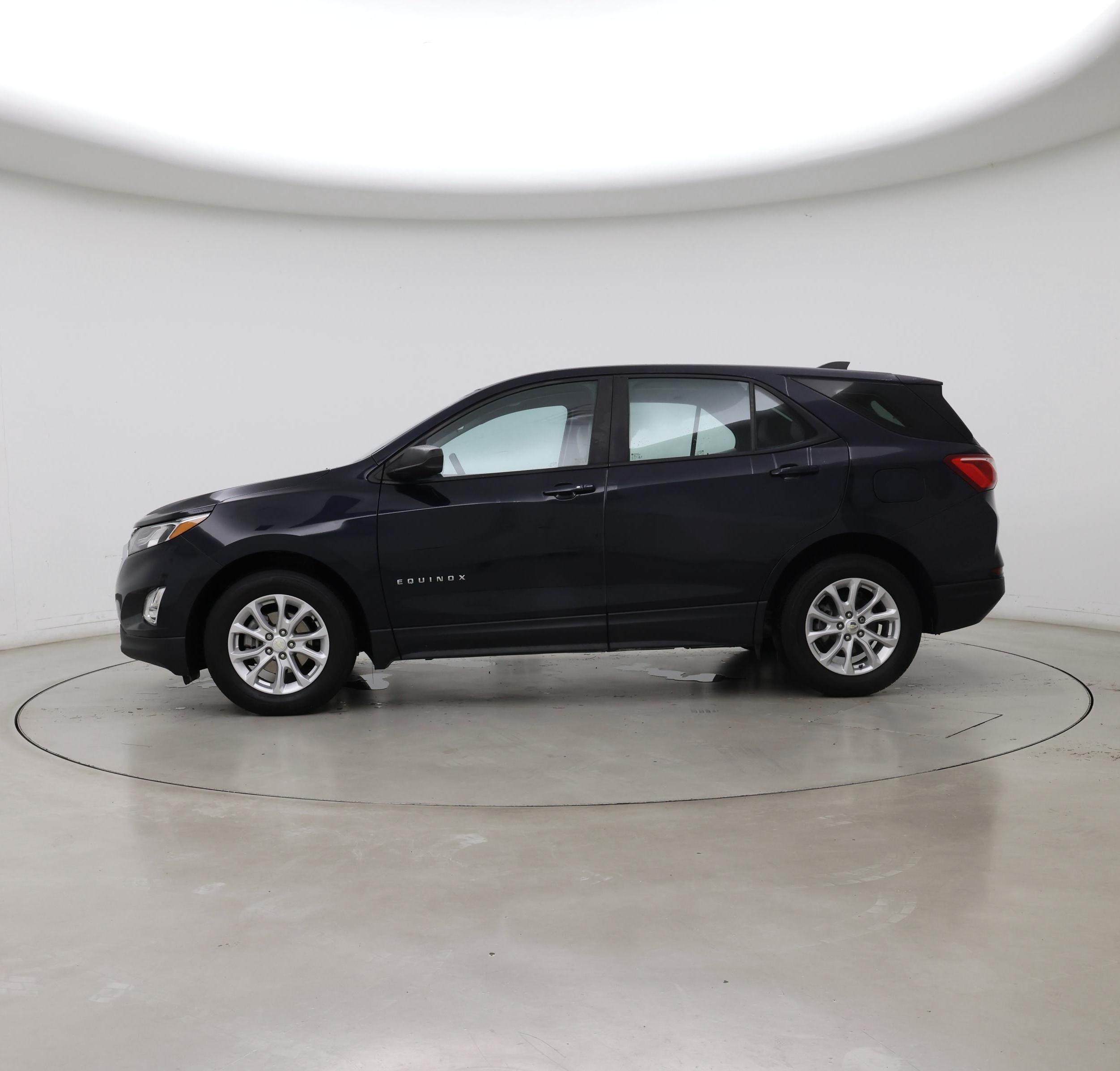 Thumbnail: 2021 Chevrolet Equinox - 3