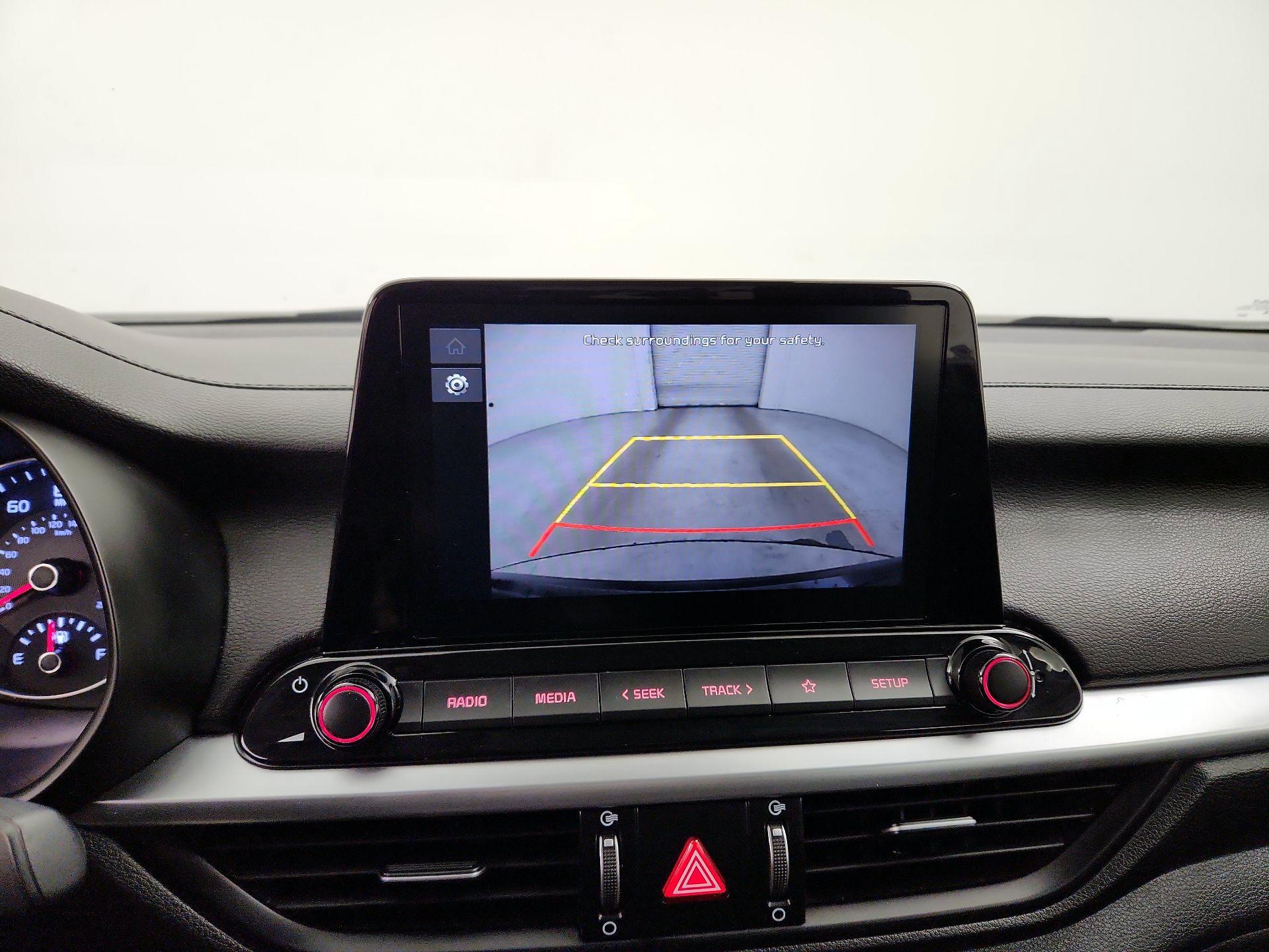 Thumbnail: 2022 Kia Forte - 14