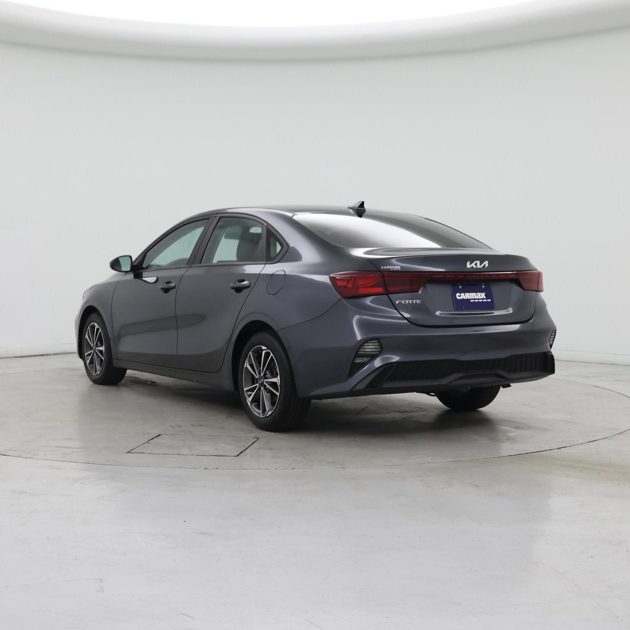 Thumbnail: 2022 Kia Forte - 2