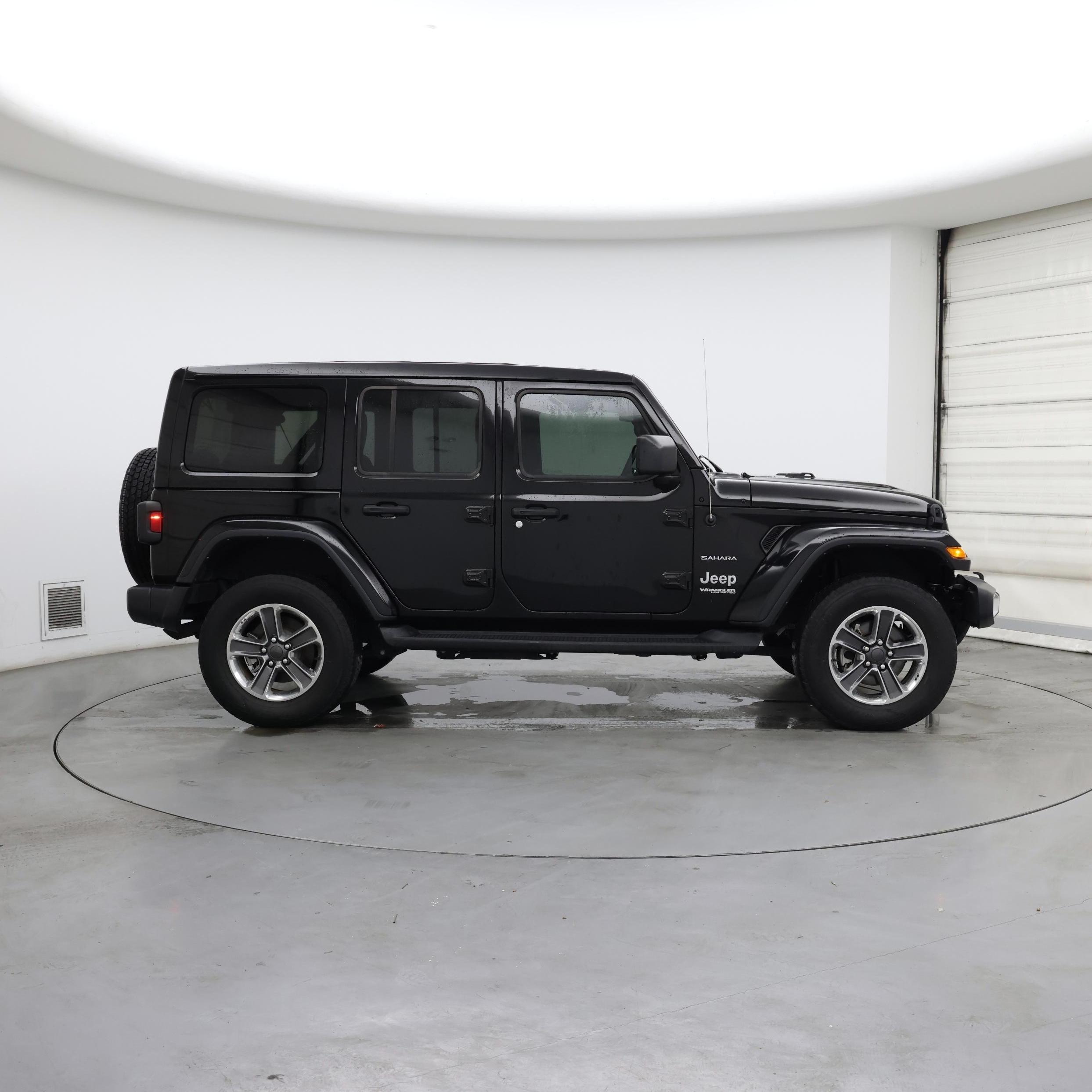 Thumbnail: 2022 Jeep Wrangler - 7