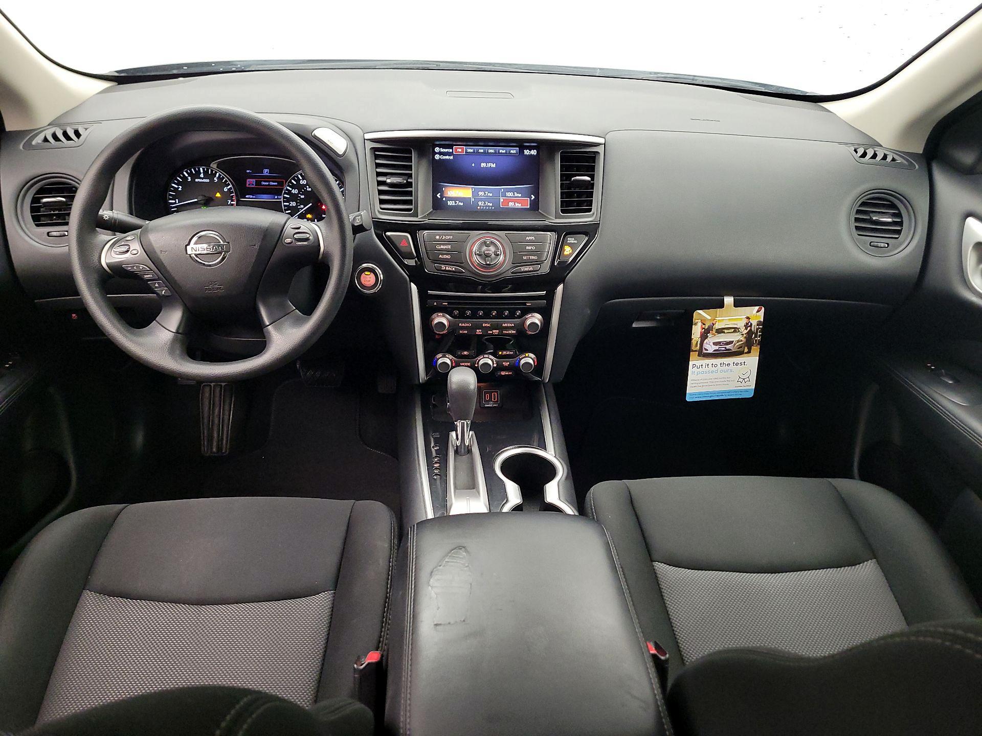 Thumbnail: 2020 Nissan Pathfinder - 9