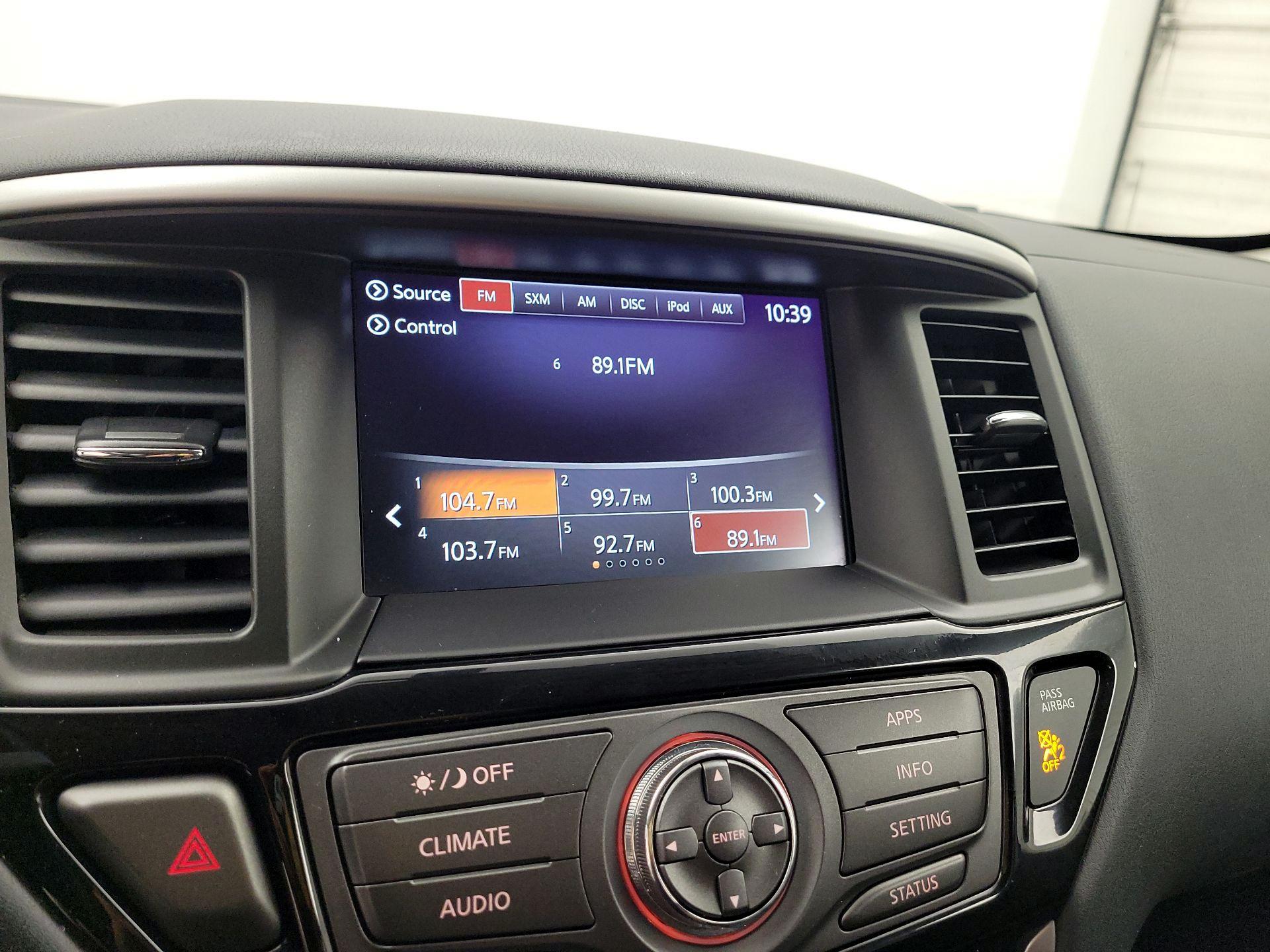 Thumbnail: 2020 Nissan Pathfinder - 13