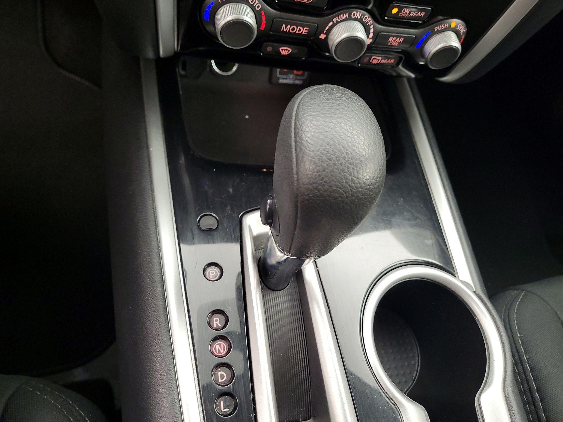 Thumbnail: 2020 Nissan Pathfinder - 15