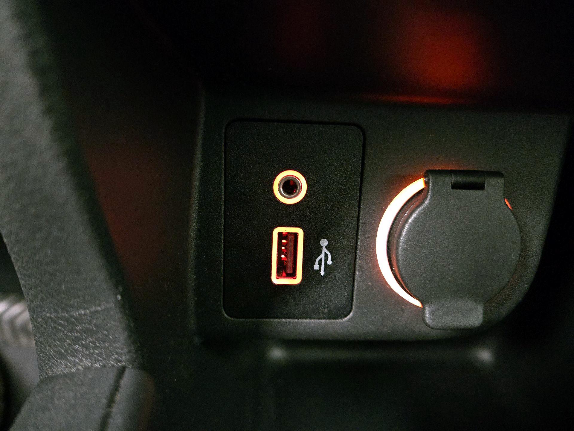 Thumbnail: 2022 Nissan Kicks - 18