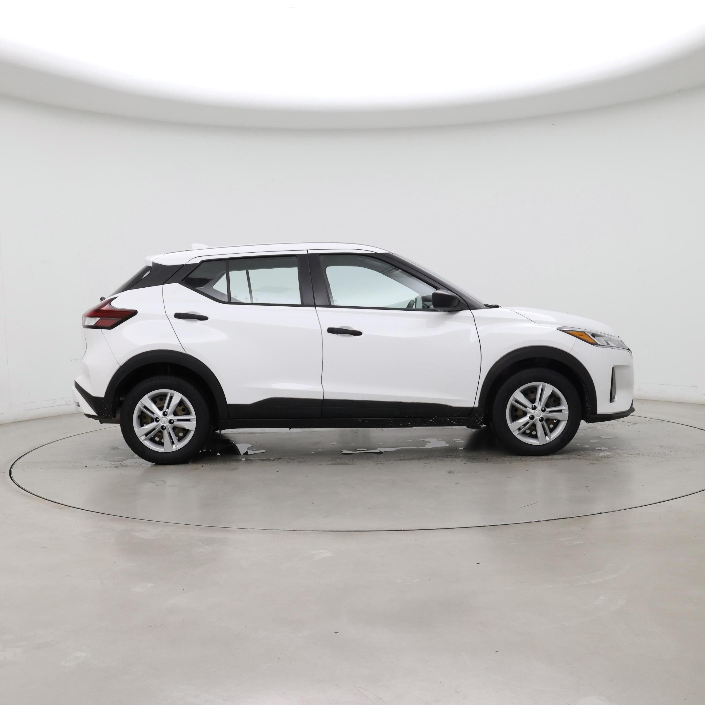 Thumbnail: 2022 Nissan Kicks - 7