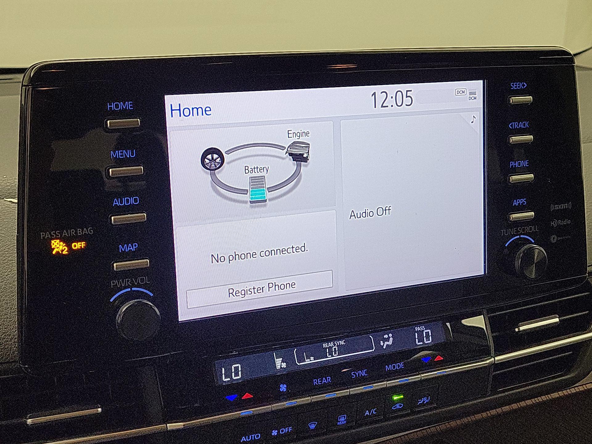 Thumbnail: 2022 Toyota Sienna - 15