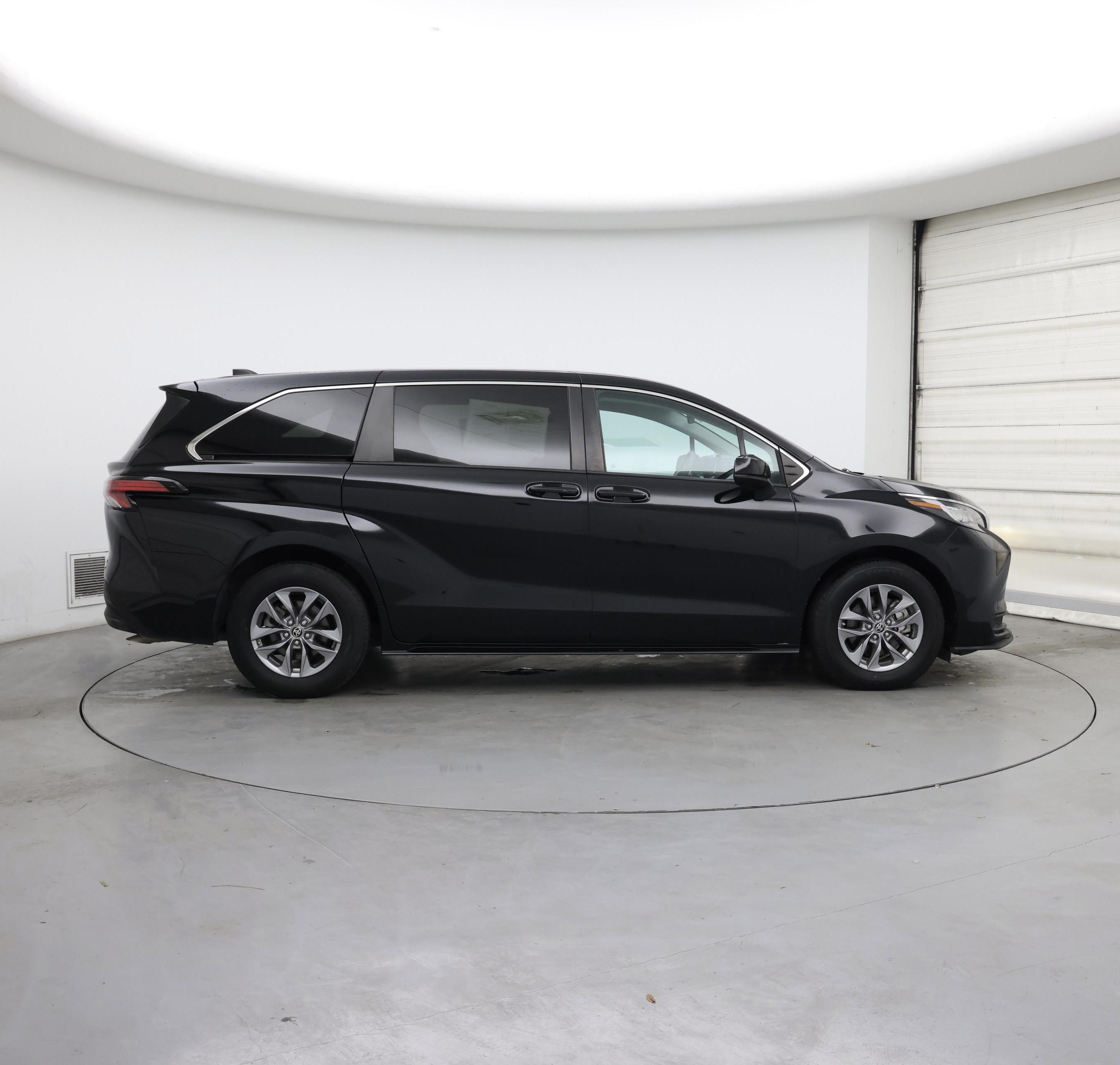 Thumbnail: 2022 Toyota Sienna - 7