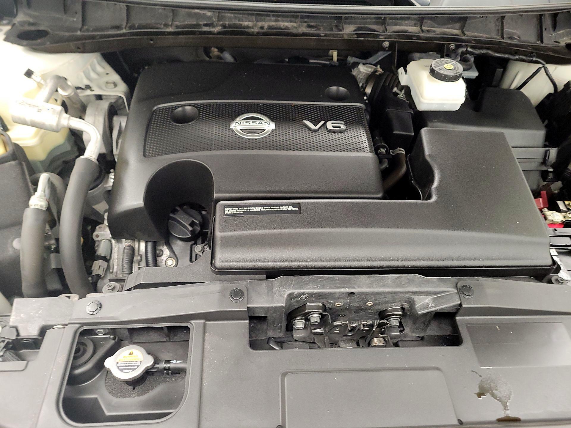 Thumbnail: 2020 Nissan Murano - 17