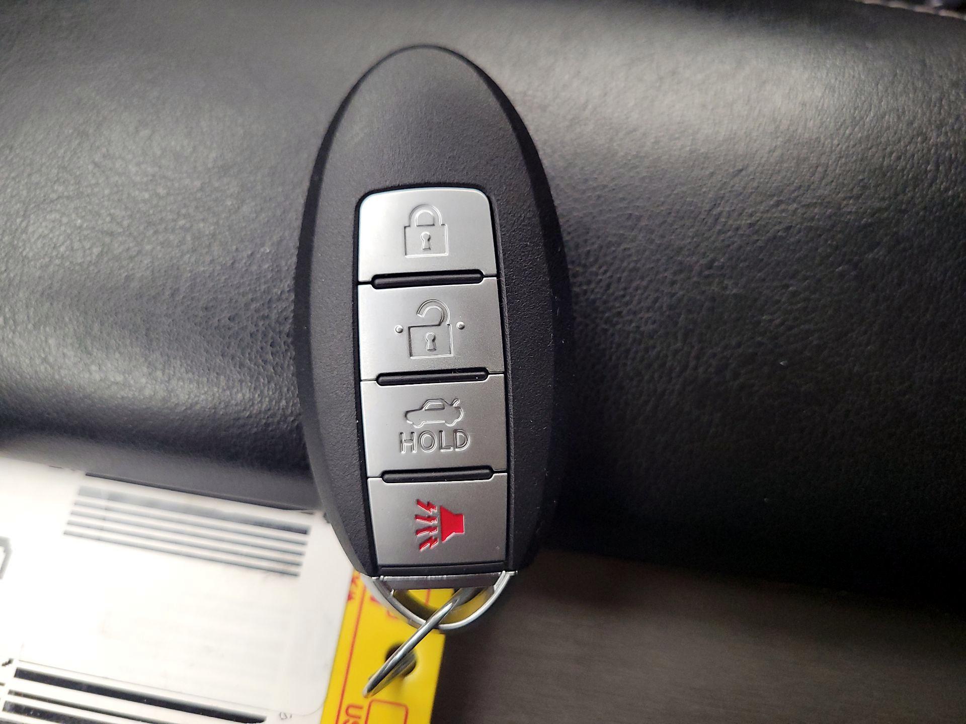 Thumbnail: 2020 Nissan Murano - 18