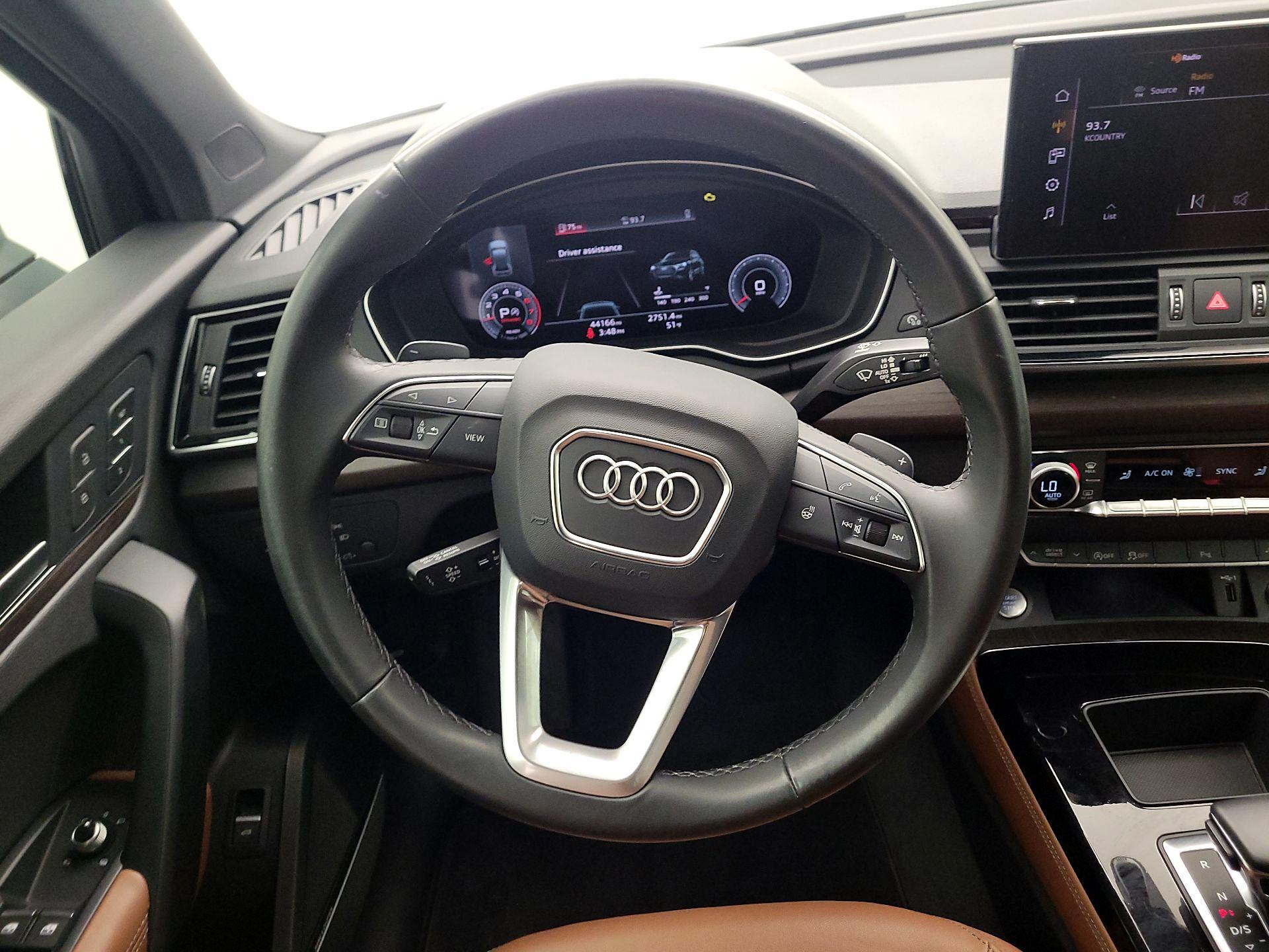 Thumbnail: 2023 Audi Q5 - 10