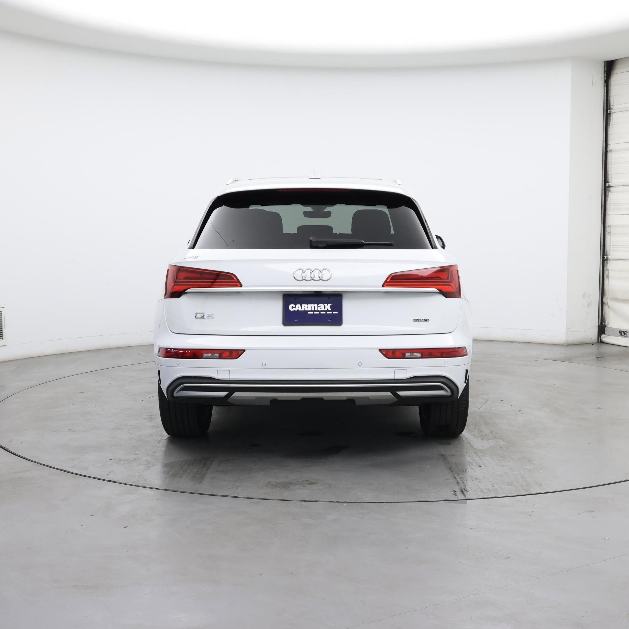 Thumbnail: 2023 Audi Q5 - 6