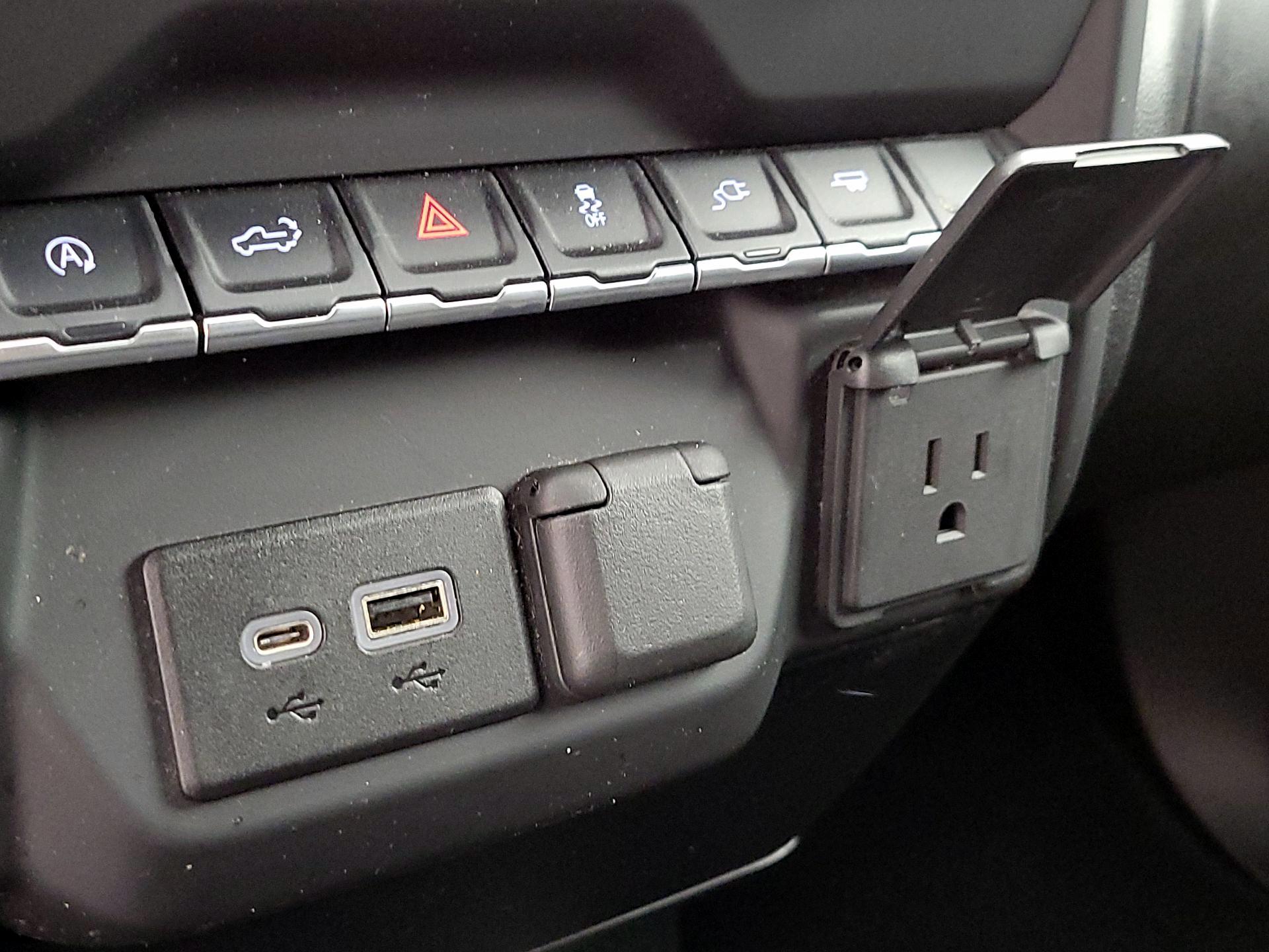 Thumbnail: 2021 Chevrolet Silverado 1500 - 18