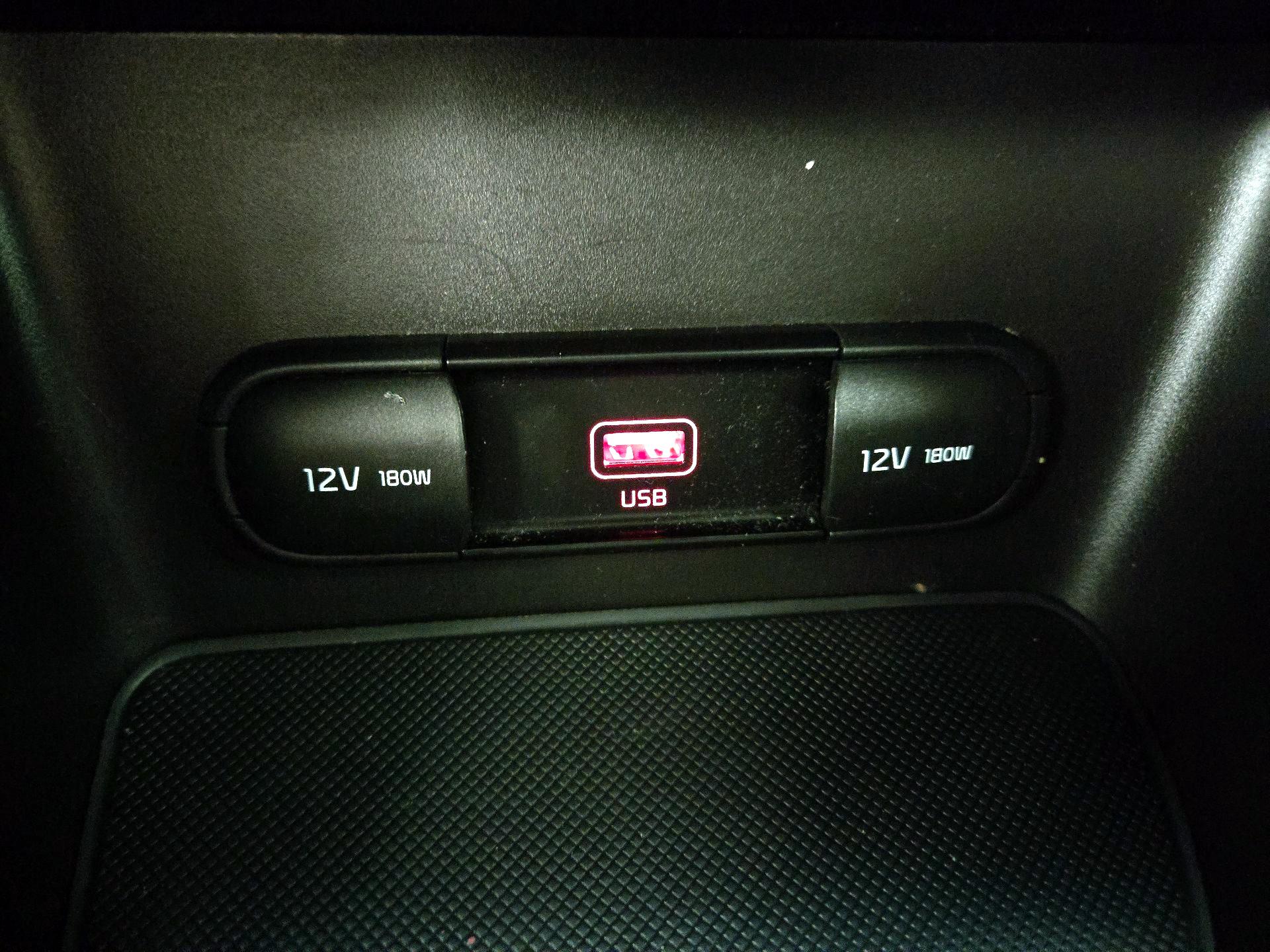 Thumbnail: 2020 Kia Sportage - 18