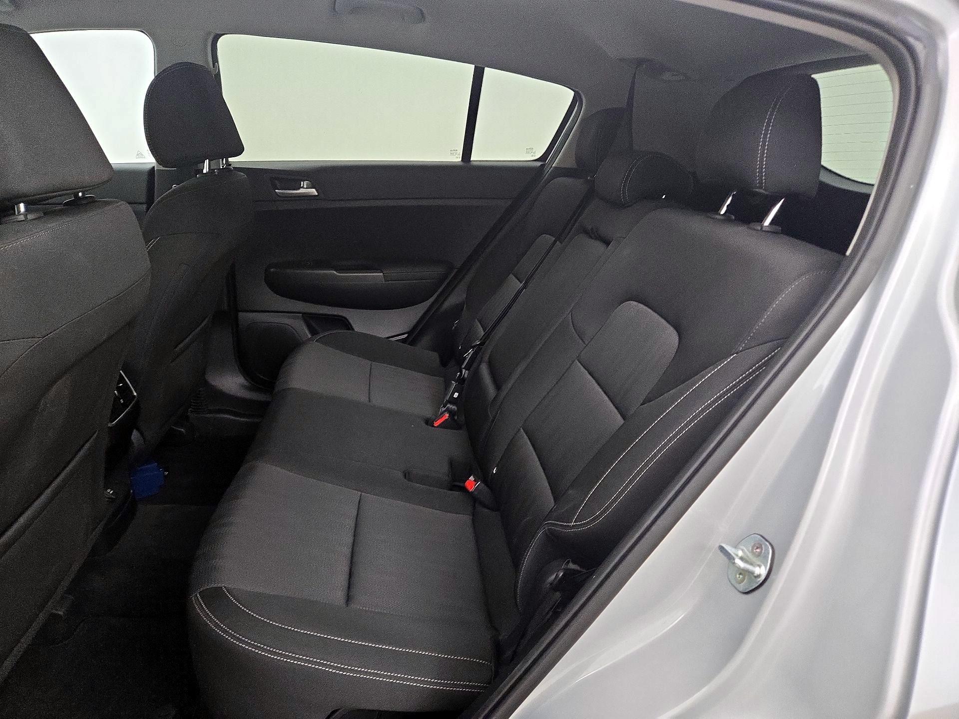 Thumbnail: 2020 Kia Sportage - 19