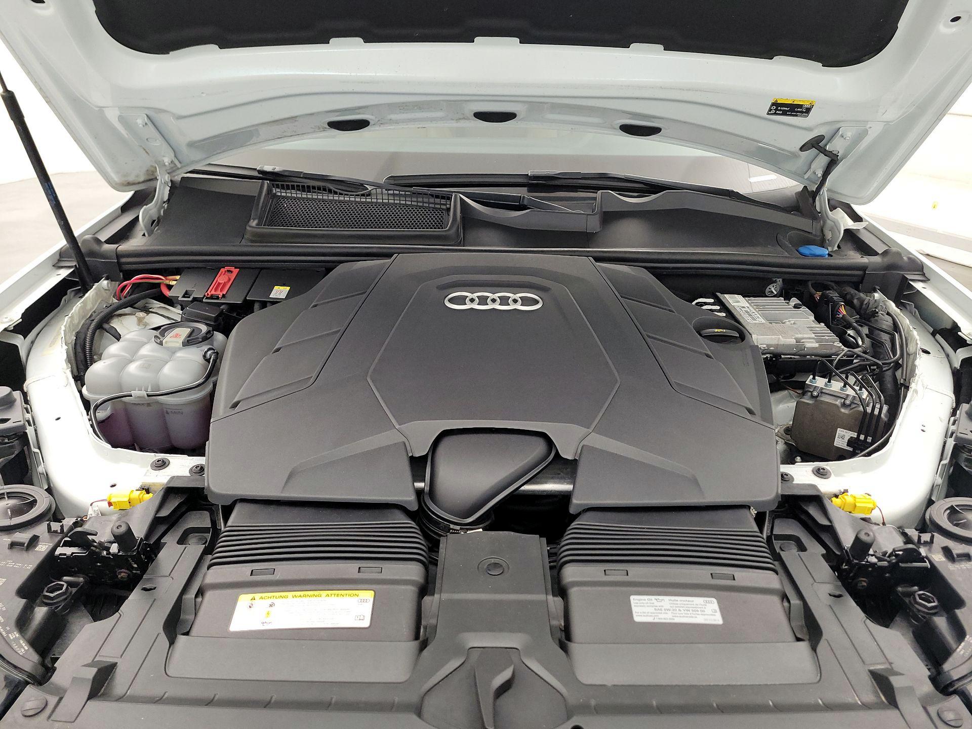 Thumbnail: 2020 Audi Q7 - 17