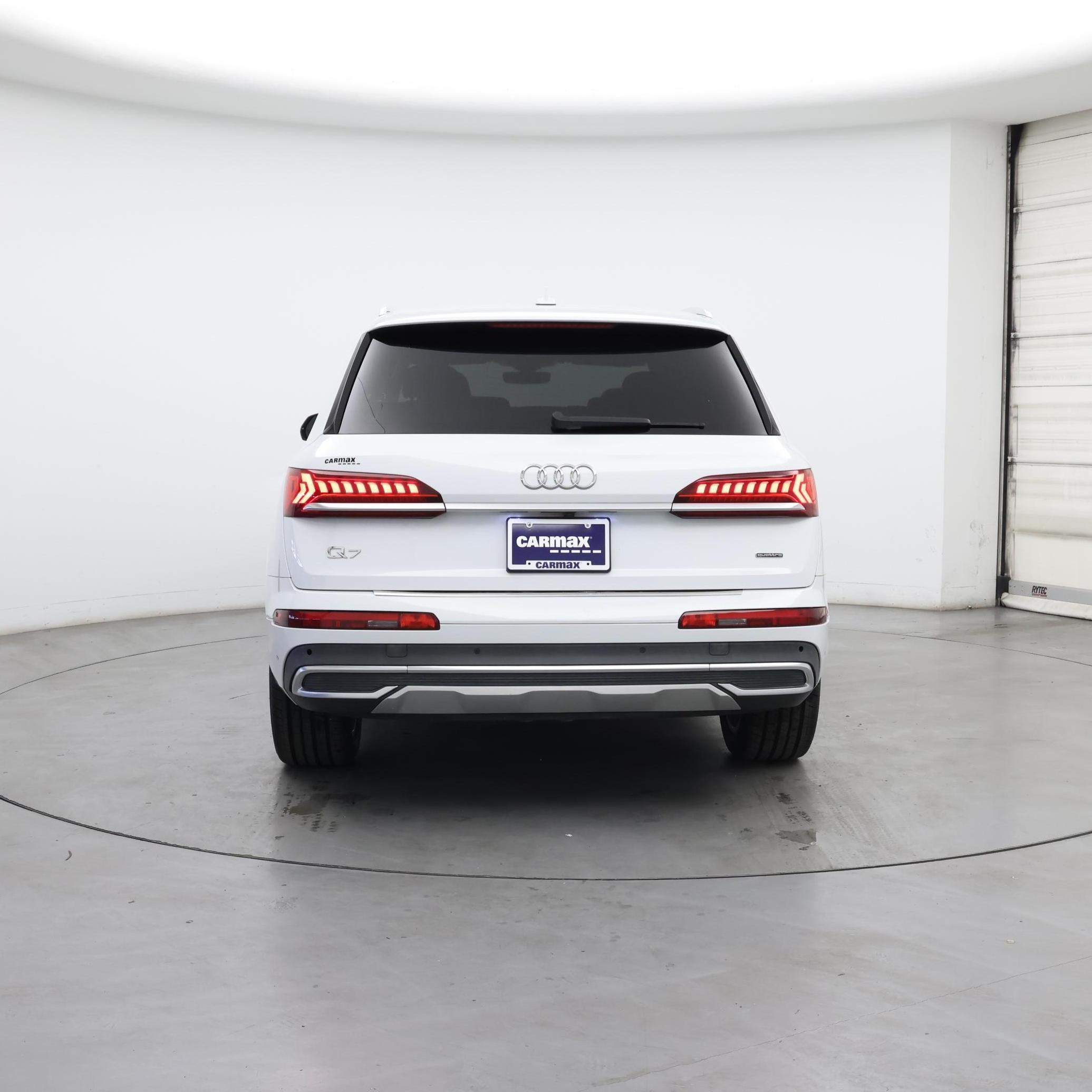 Thumbnail: 2020 Audi Q7 - 6