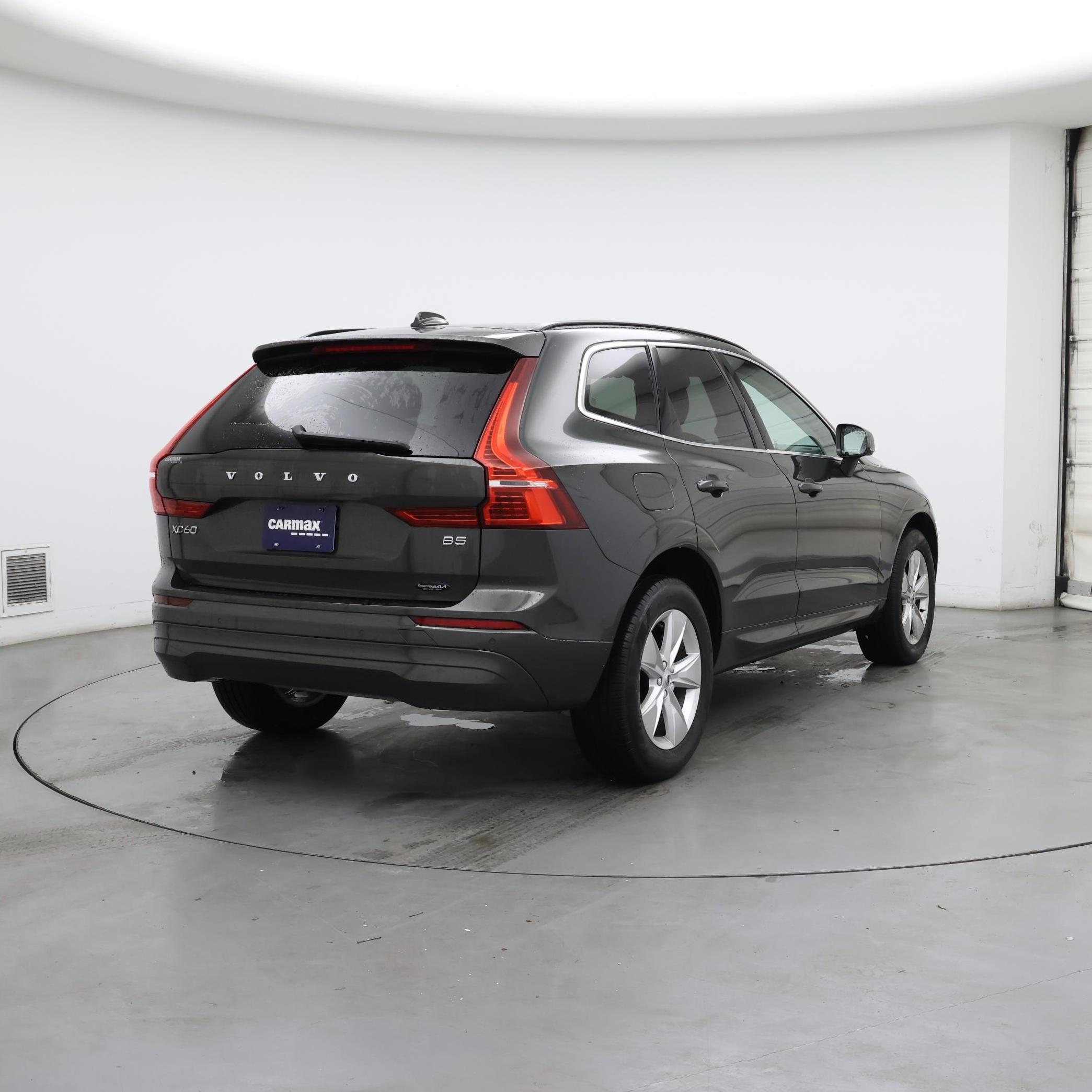 Thumbnail: 2022 Volvo XC60 - 8