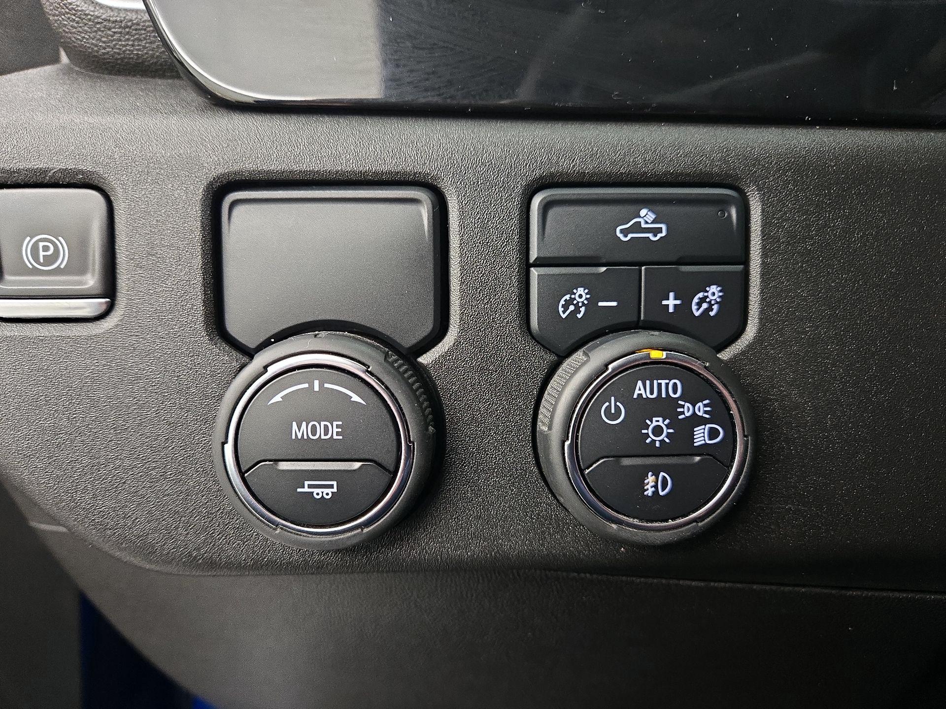 Thumbnail: 2023 Chevrolet Silverado 1500 - 13