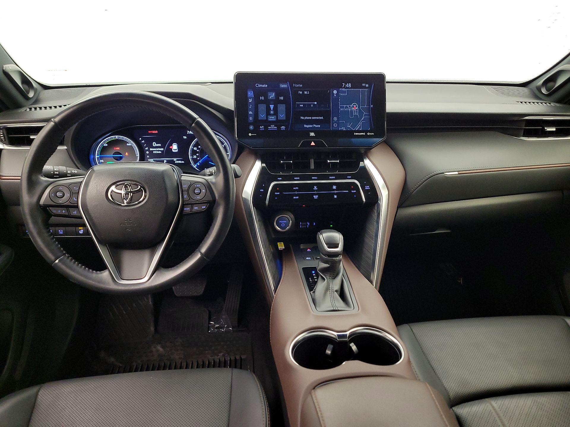 Thumbnail: 2022 Toyota Venza - 9