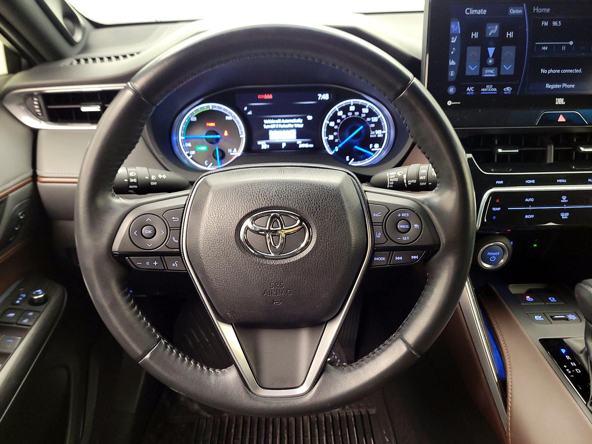 Thumbnail: 2022 Toyota Venza - 10