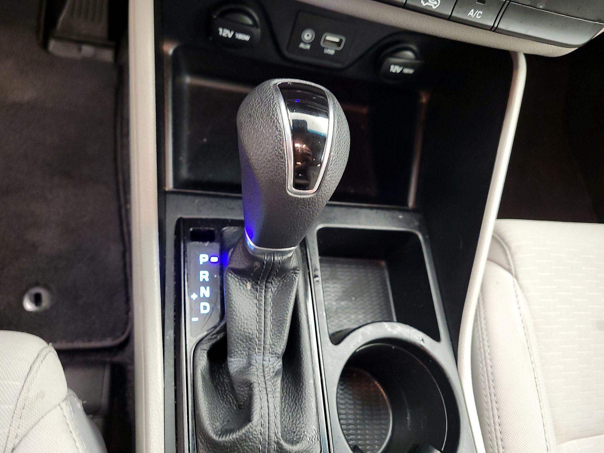 Thumbnail: 2021 Hyundai Tucson - 15