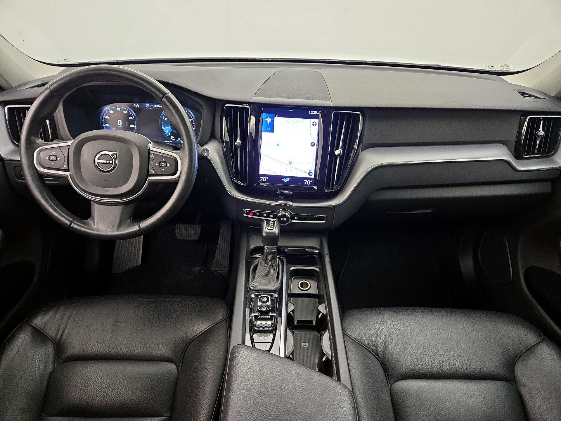 Thumbnail: 2021 Volvo XC60 - 9