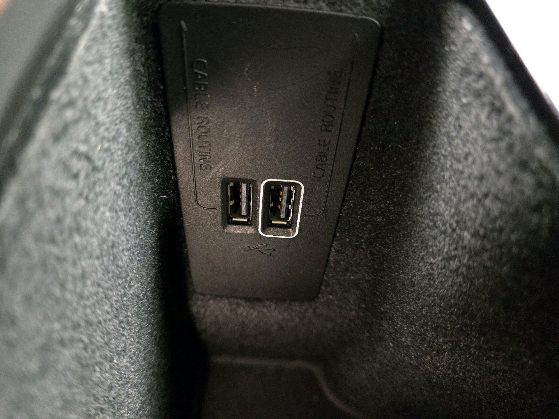 Thumbnail: 2021 Volvo XC60 - 19