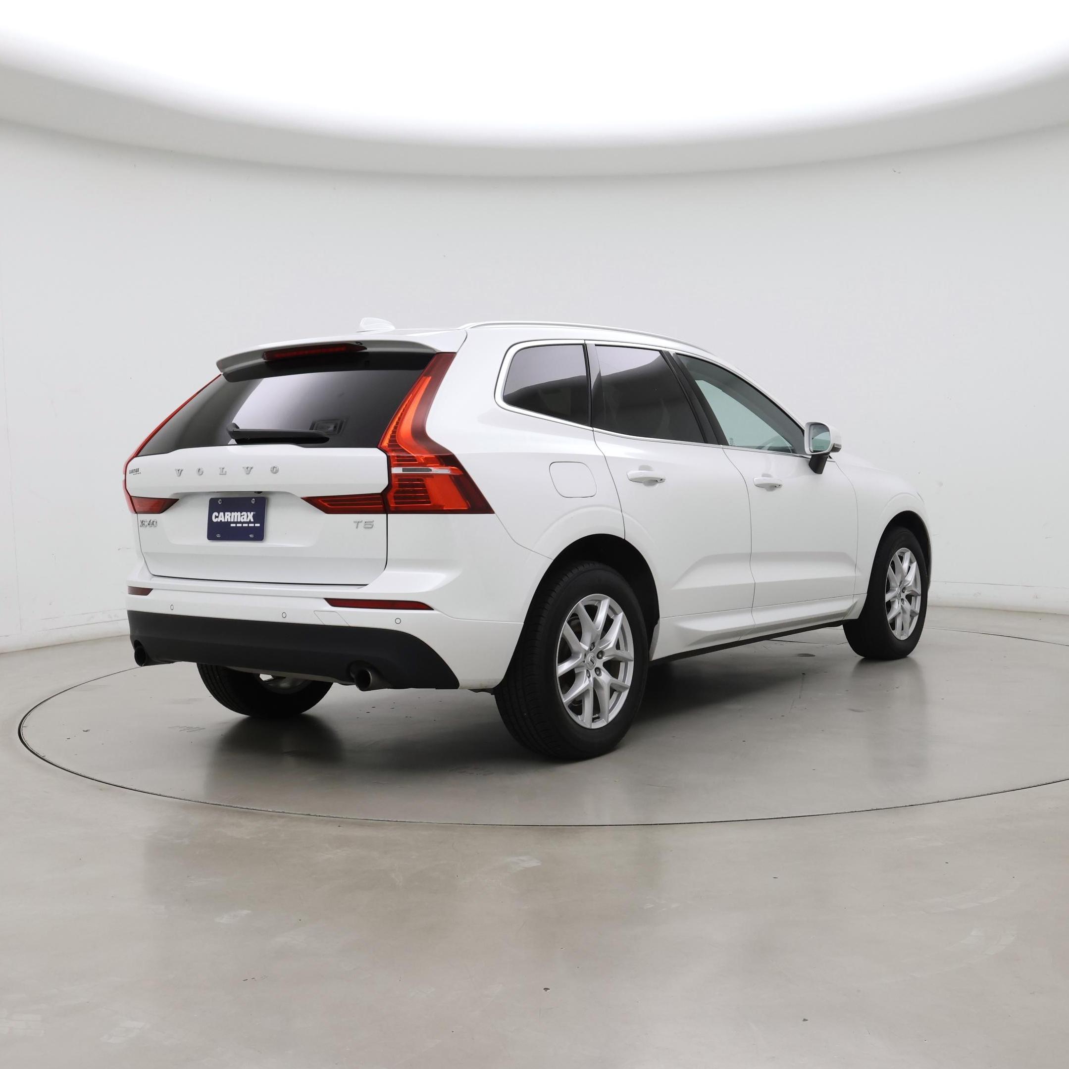 Thumbnail: 2021 Volvo XC60 - 8