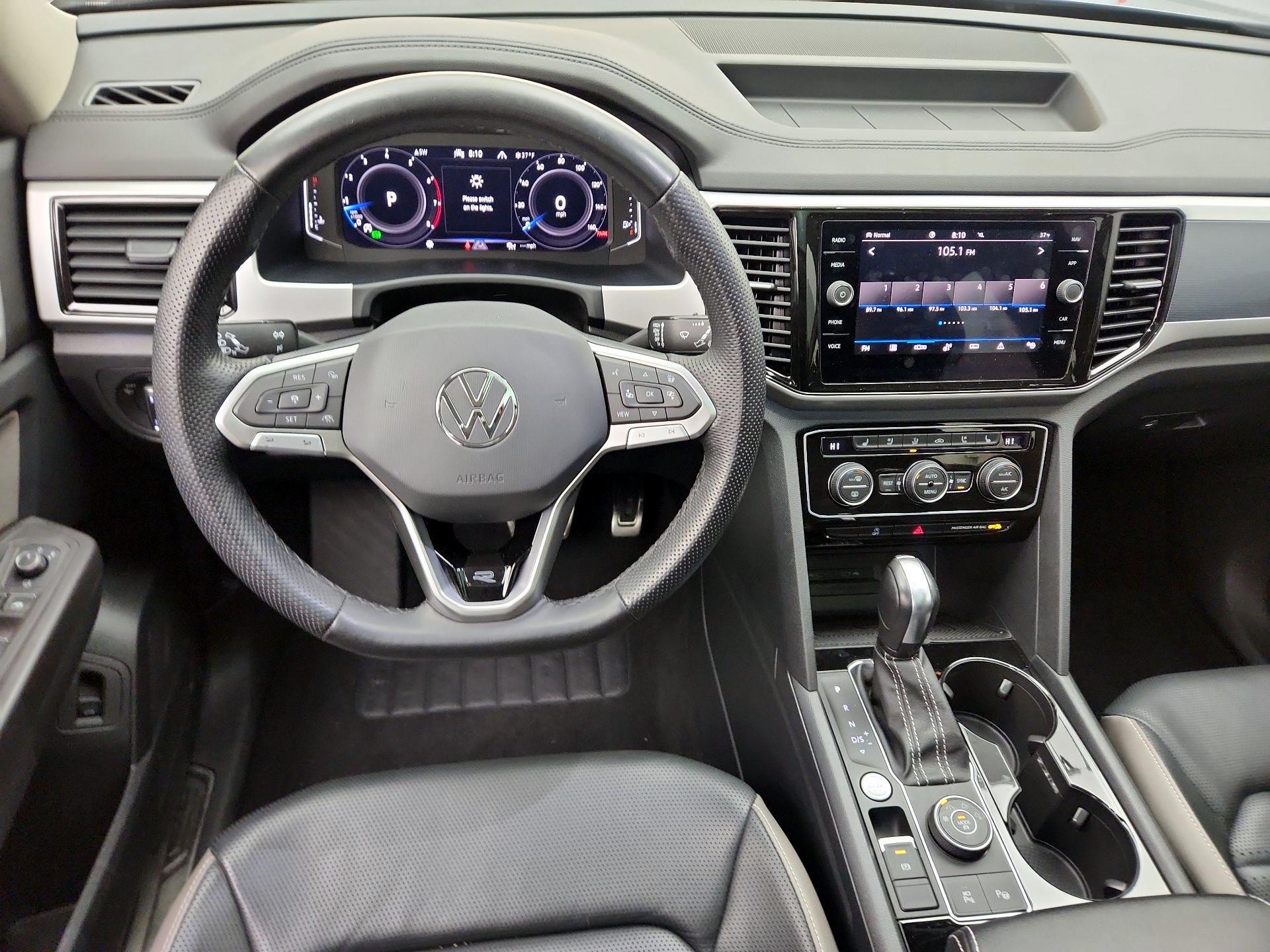 Thumbnail: 2022 Volkswagen Atlas - 10