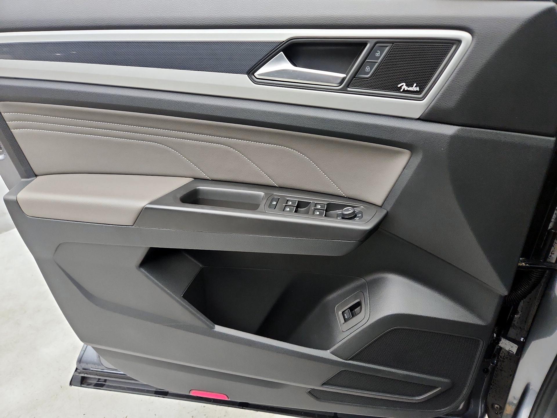 Thumbnail: 2022 Volkswagen Atlas - 12