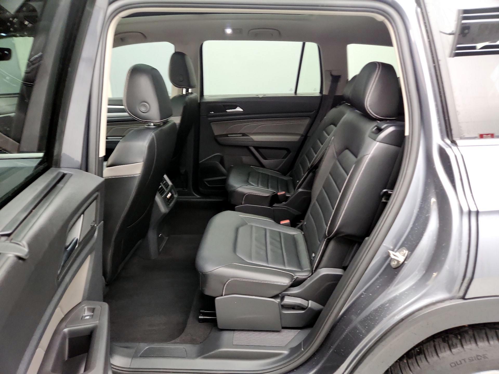 Thumbnail: 2022 Volkswagen Atlas - 20