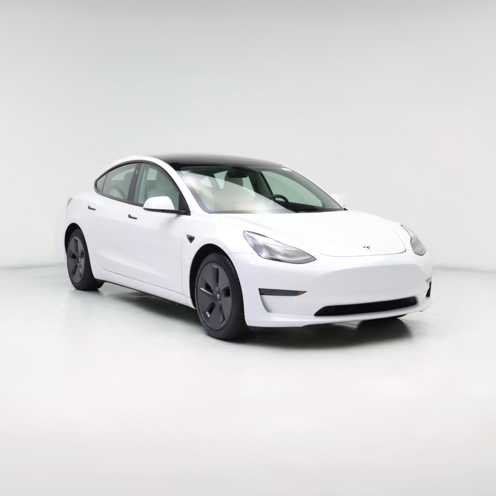 Thumbnail: 2022 Tesla Model 3 - 1