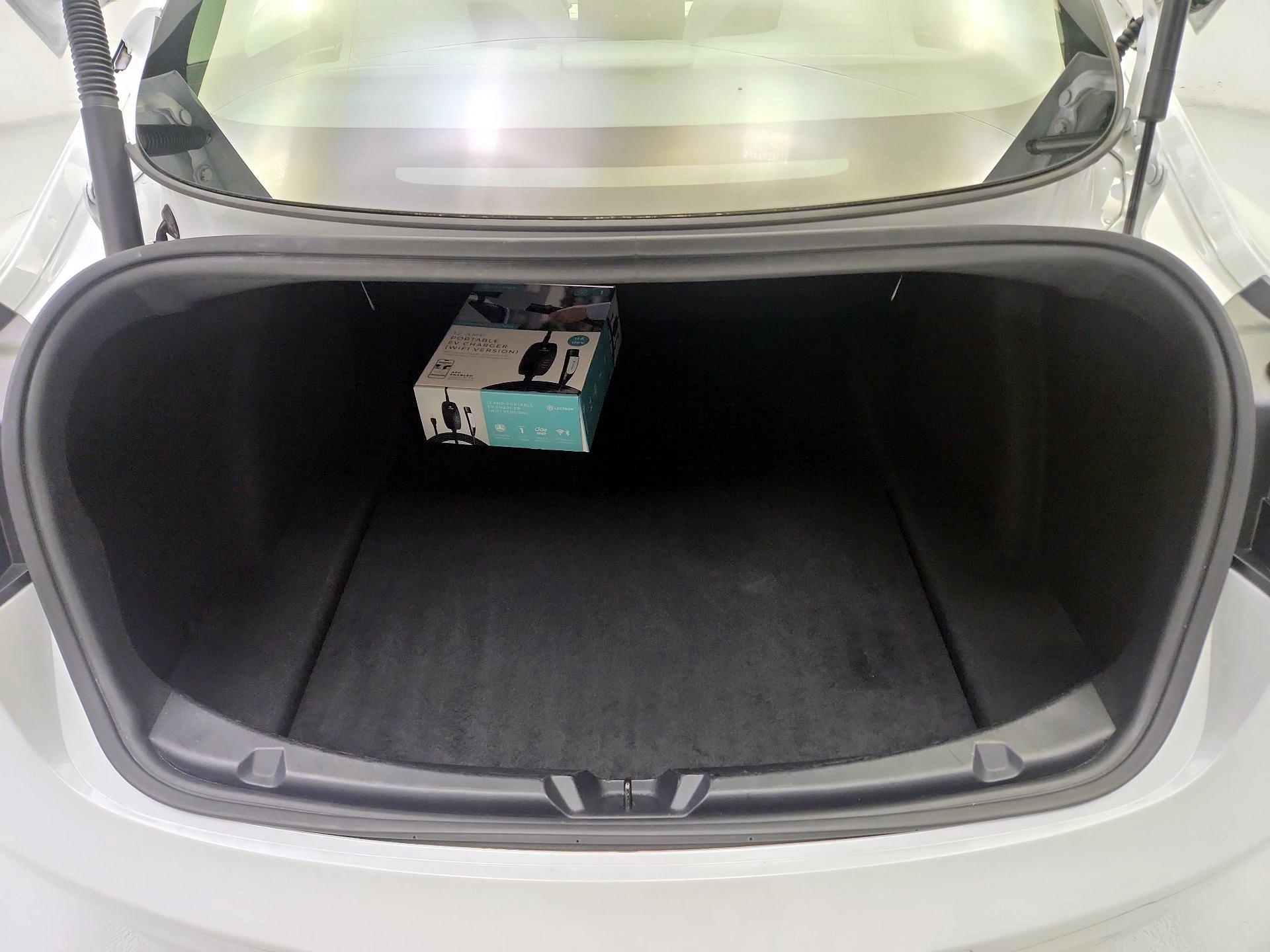 Thumbnail: 2022 Tesla Model 3 - 19