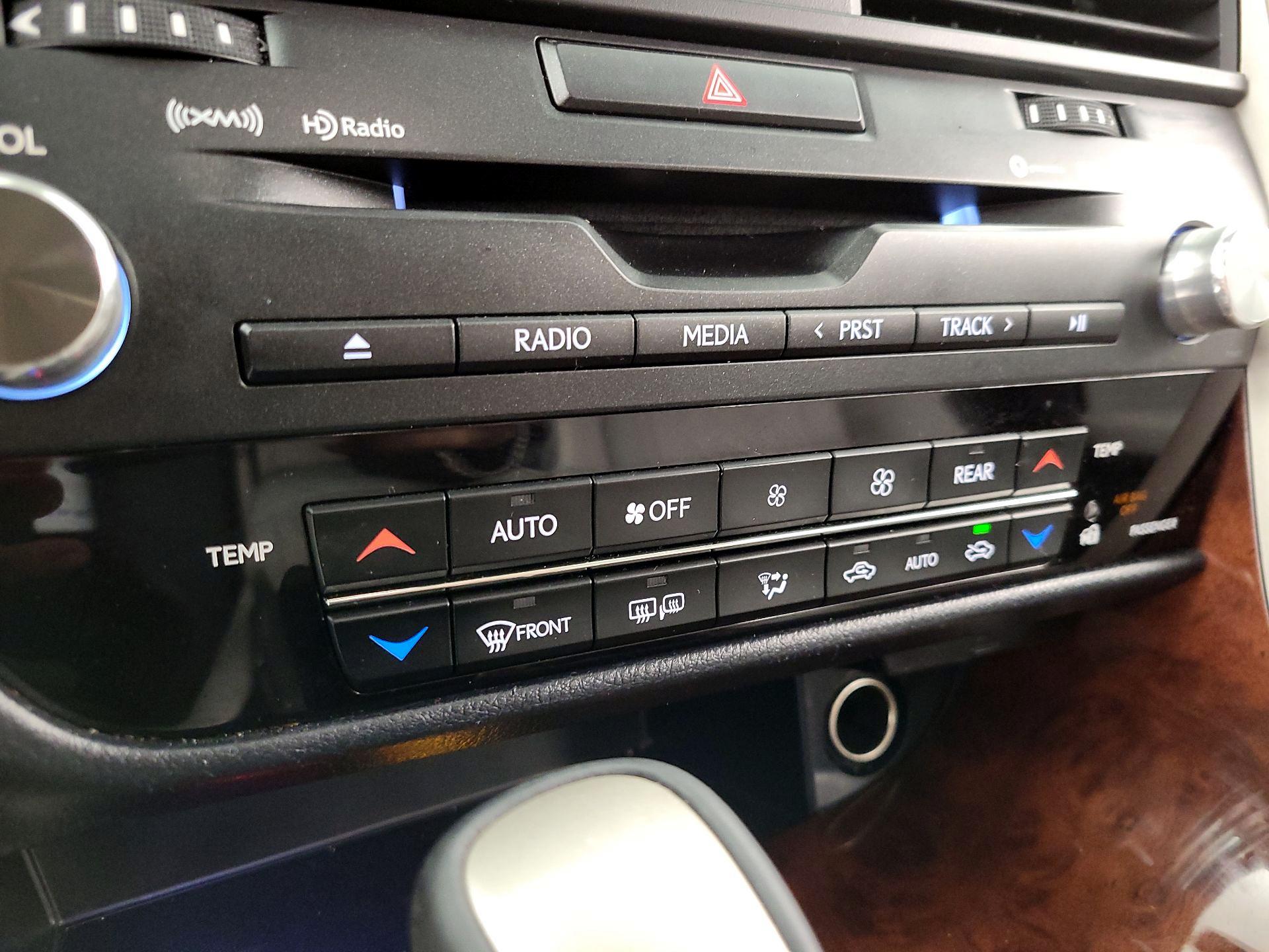 Thumbnail: 2018 Lexus RX - 17