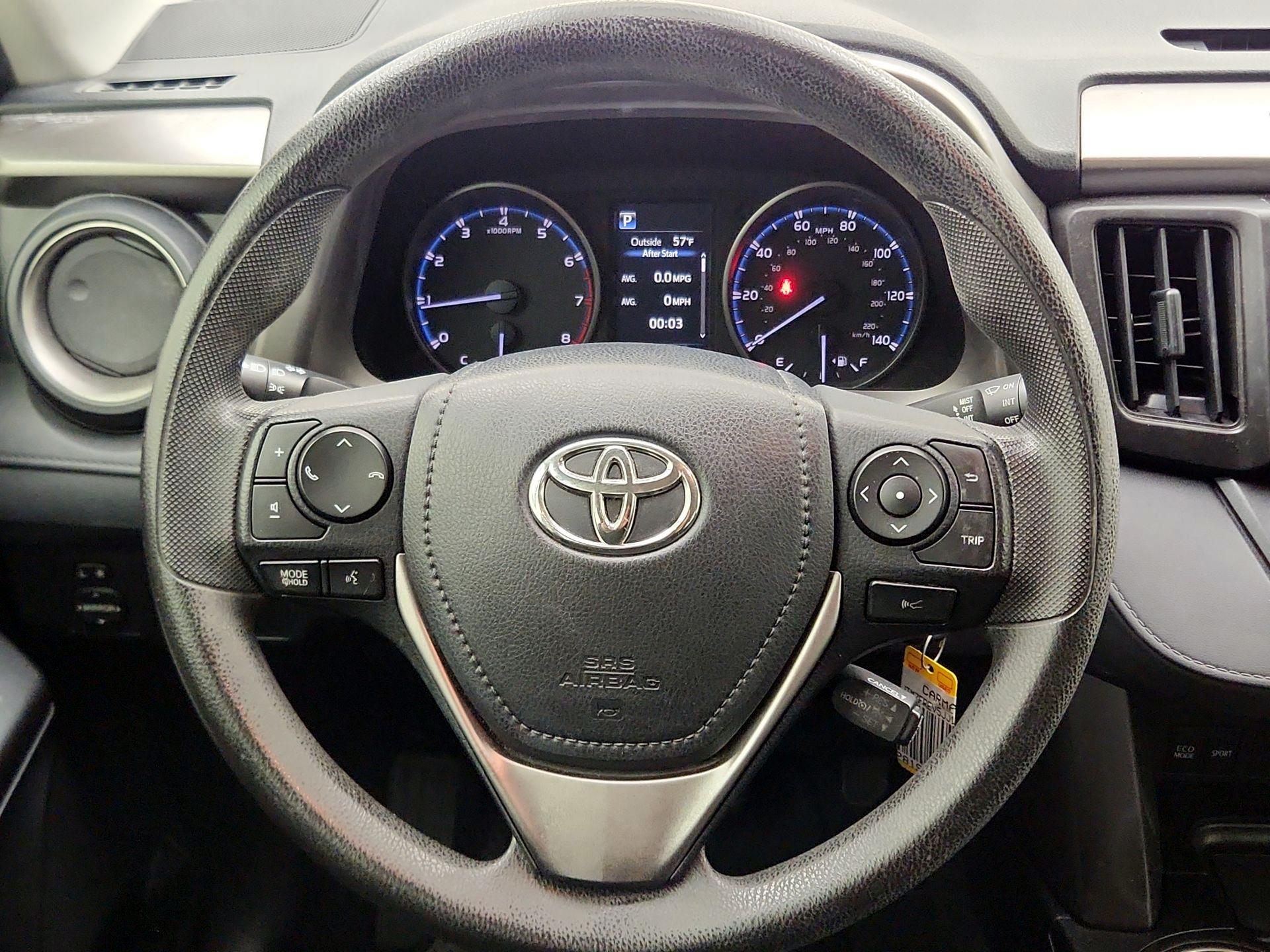 Thumbnail: 2018 Toyota RAV4 - 10