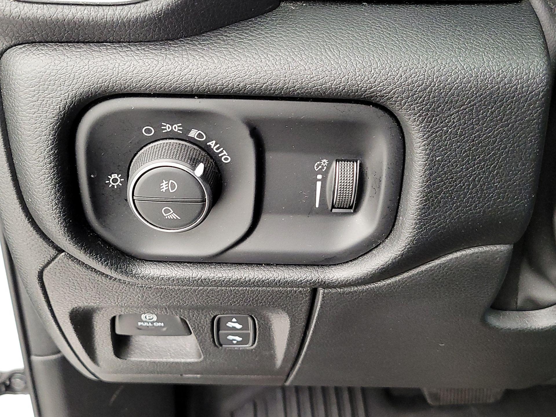 Thumbnail: 2022 RAM 1500 - 13