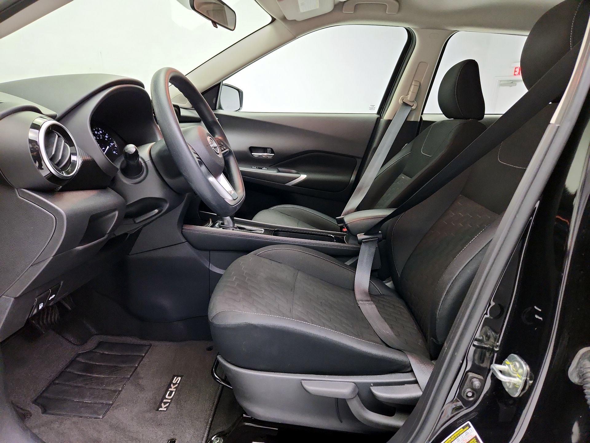 Thumbnail: 2023 Nissan Kicks - 11