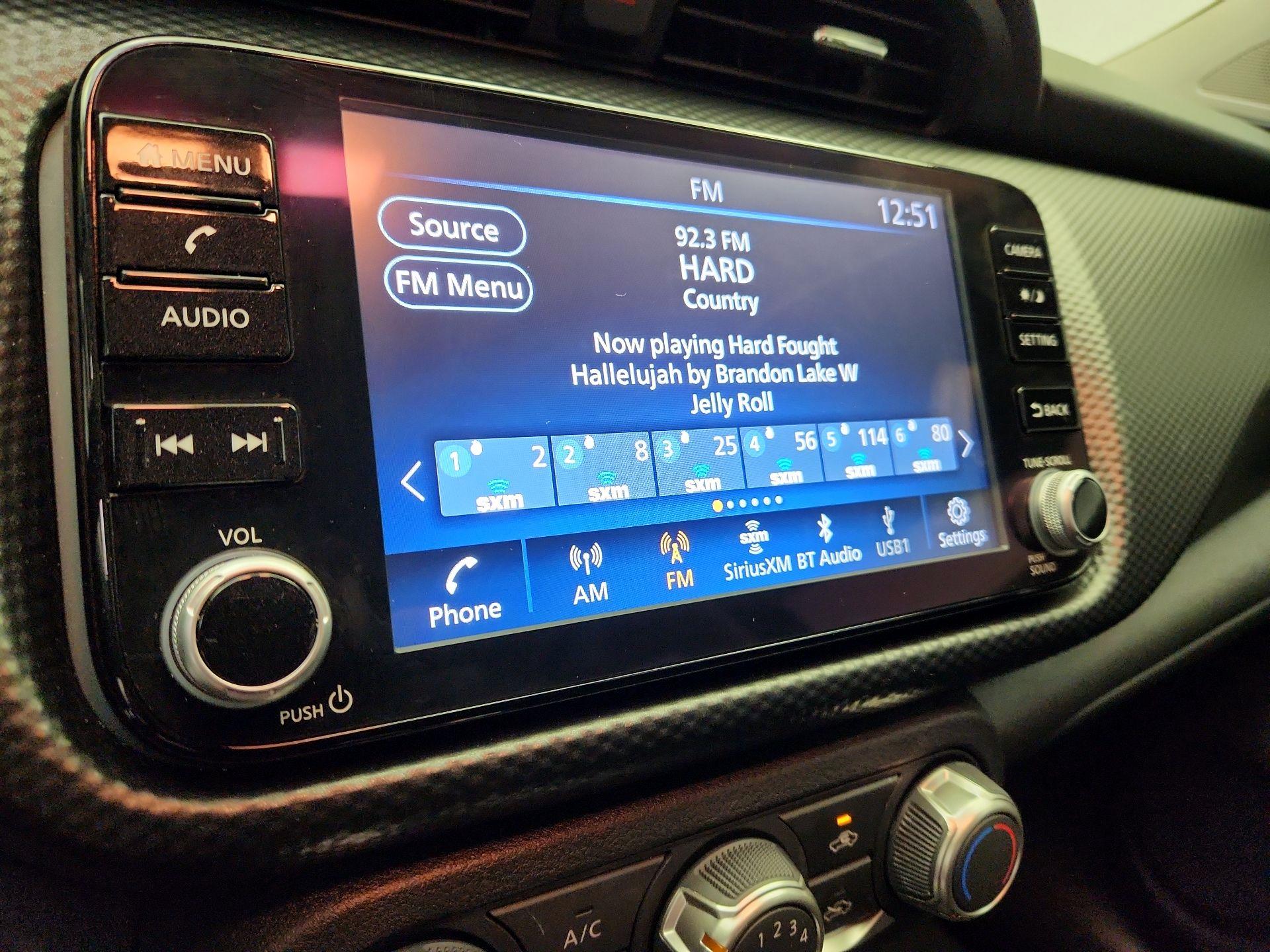 Thumbnail: 2023 Nissan Kicks - 15