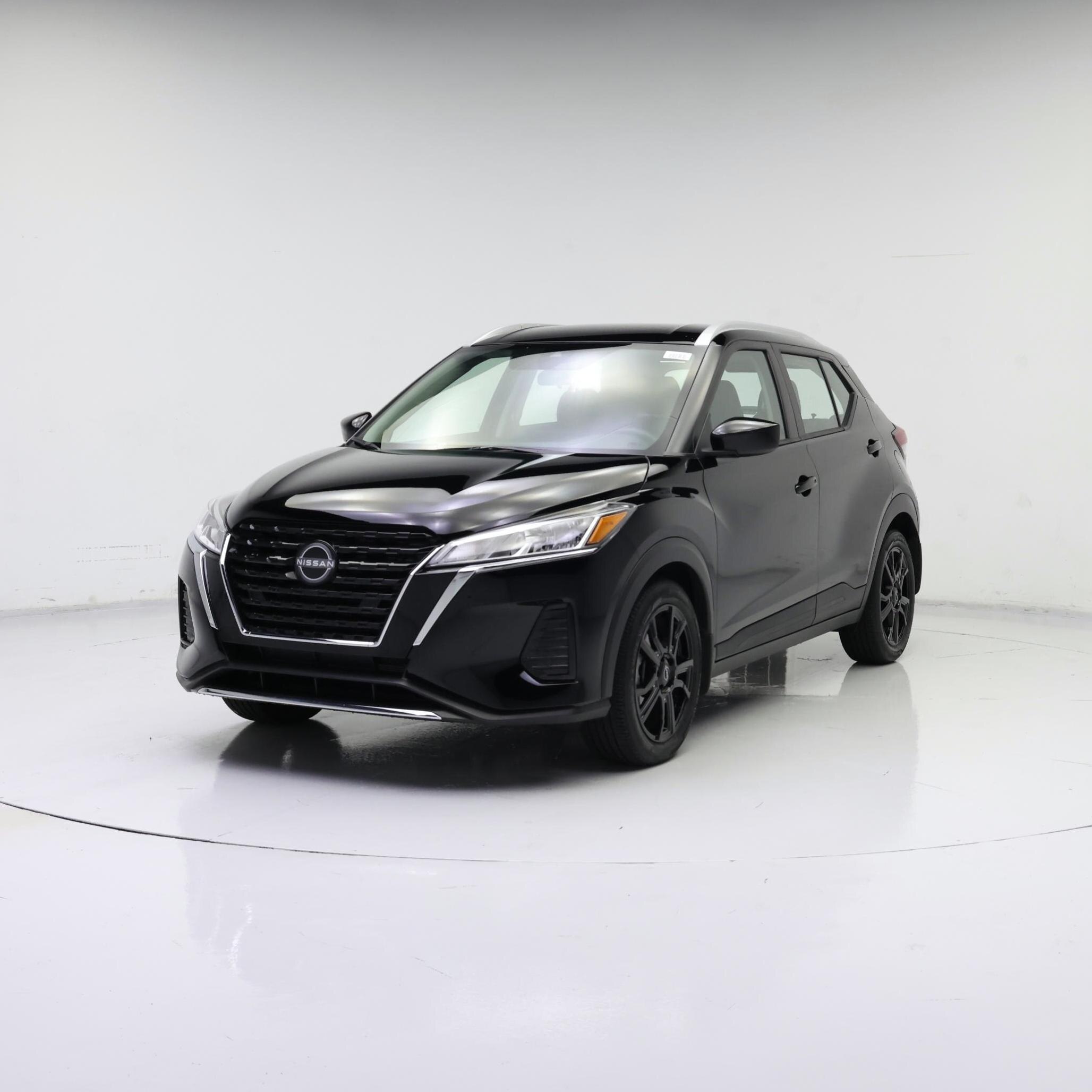 Thumbnail: 2023 Nissan Kicks - 4