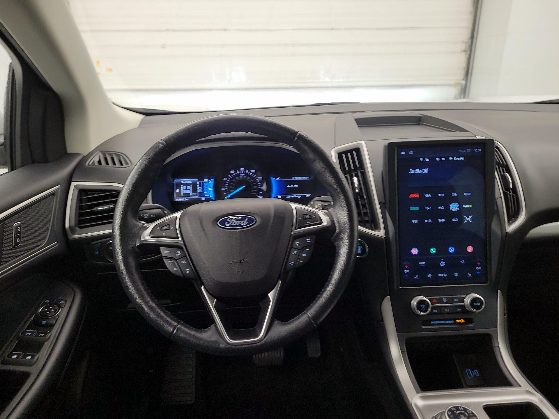 Thumbnail: 2023 Ford Edge - 10