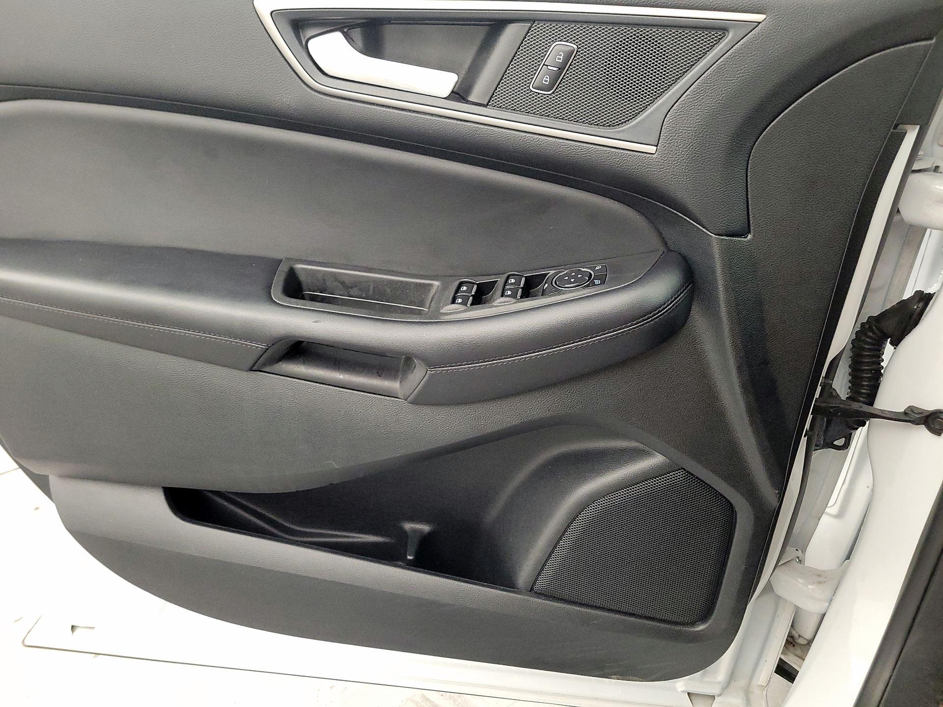 Thumbnail: 2023 Ford Edge - 12