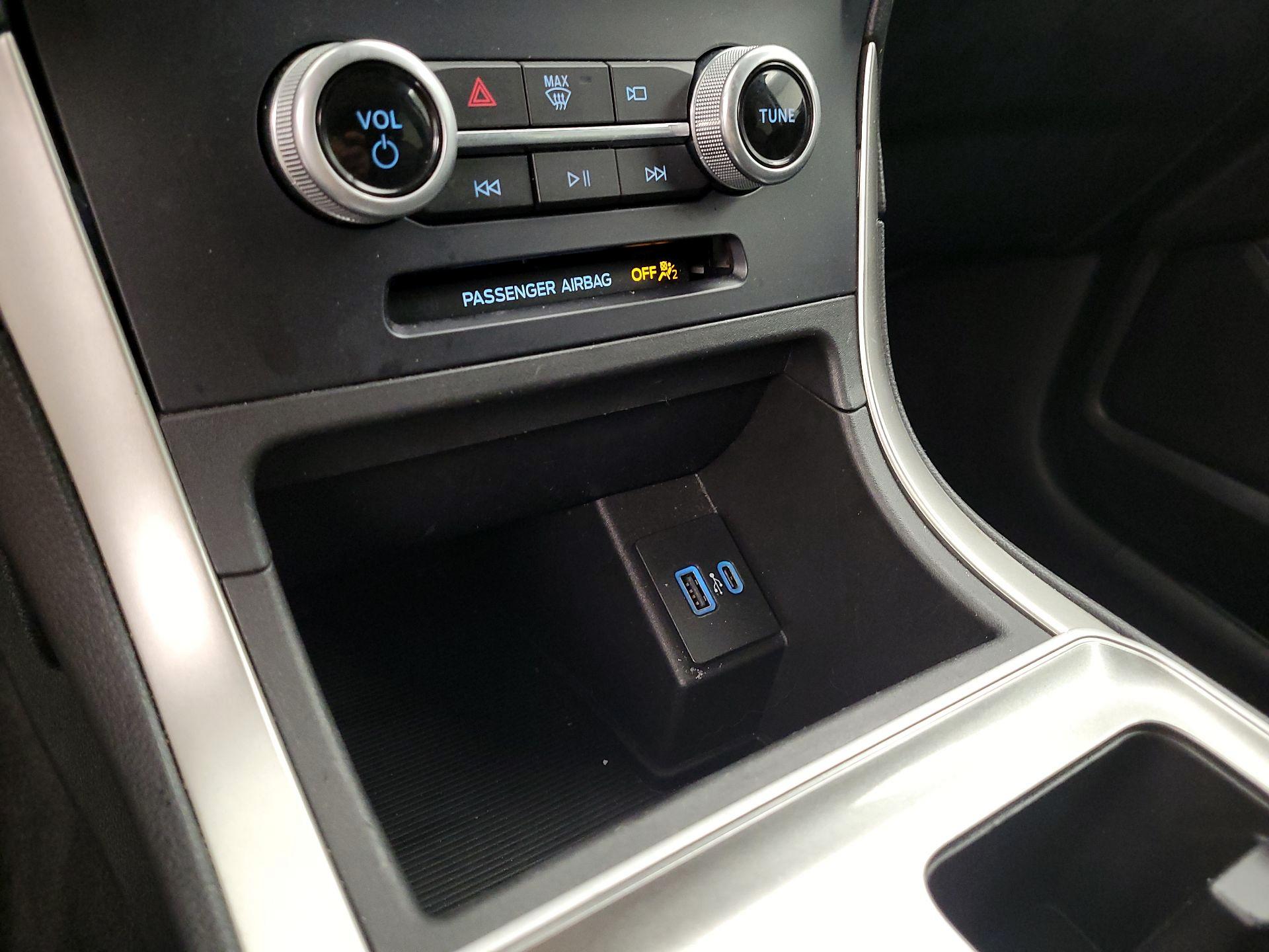 Thumbnail: 2023 Ford Edge - 18