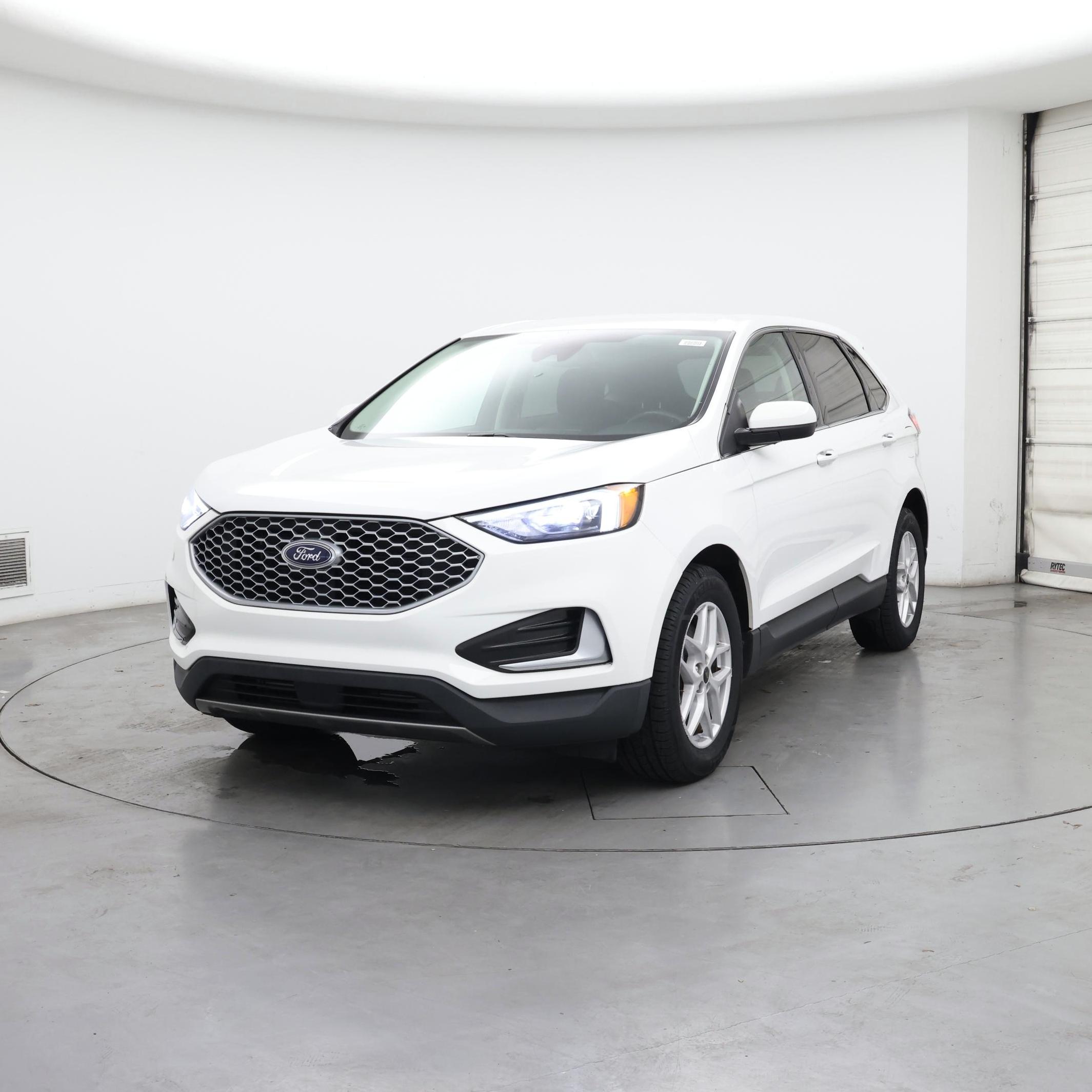 Thumbnail: 2023 Ford Edge - 4